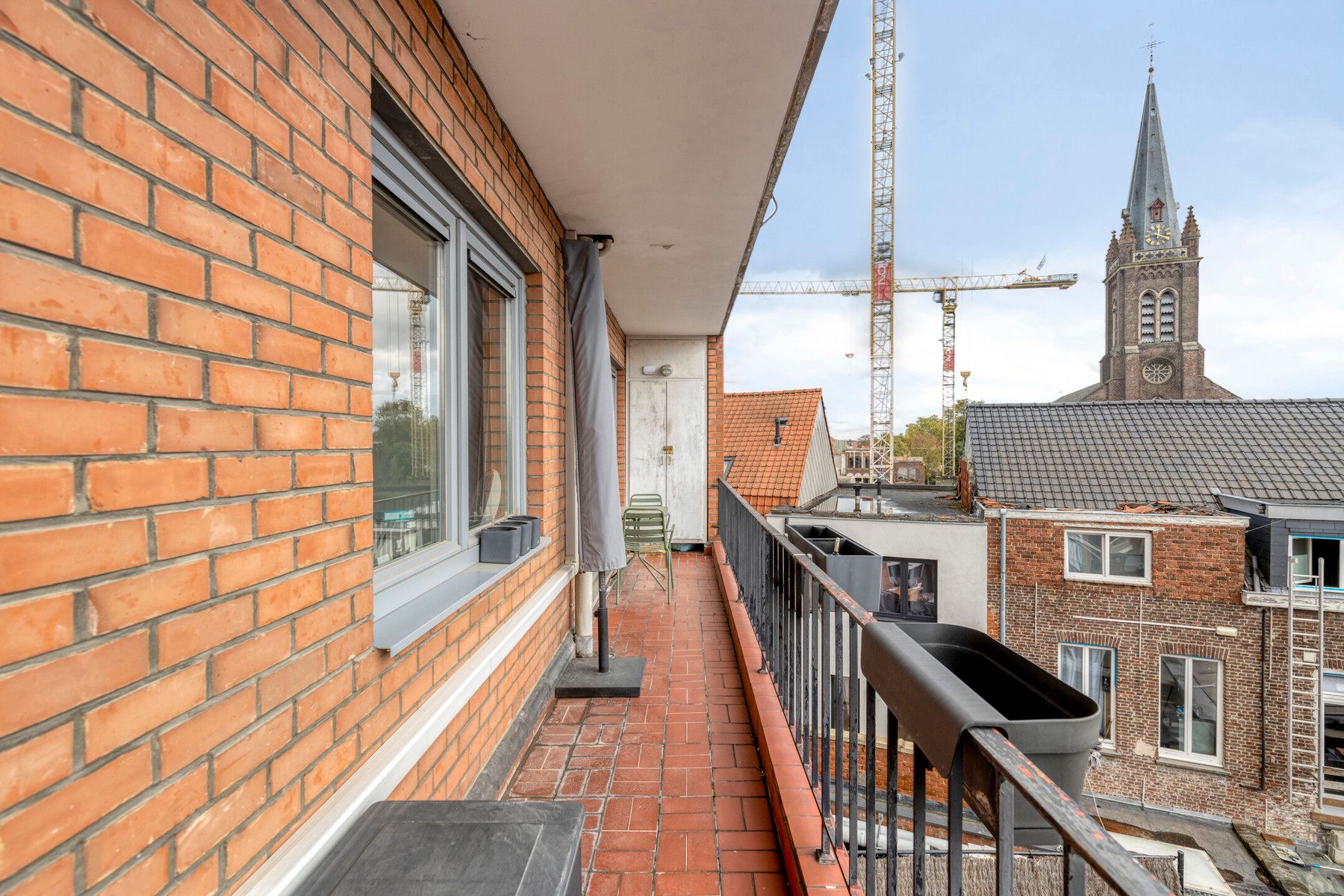 Ruim instapklaar appartement met 3 slaapkamers! foto 20