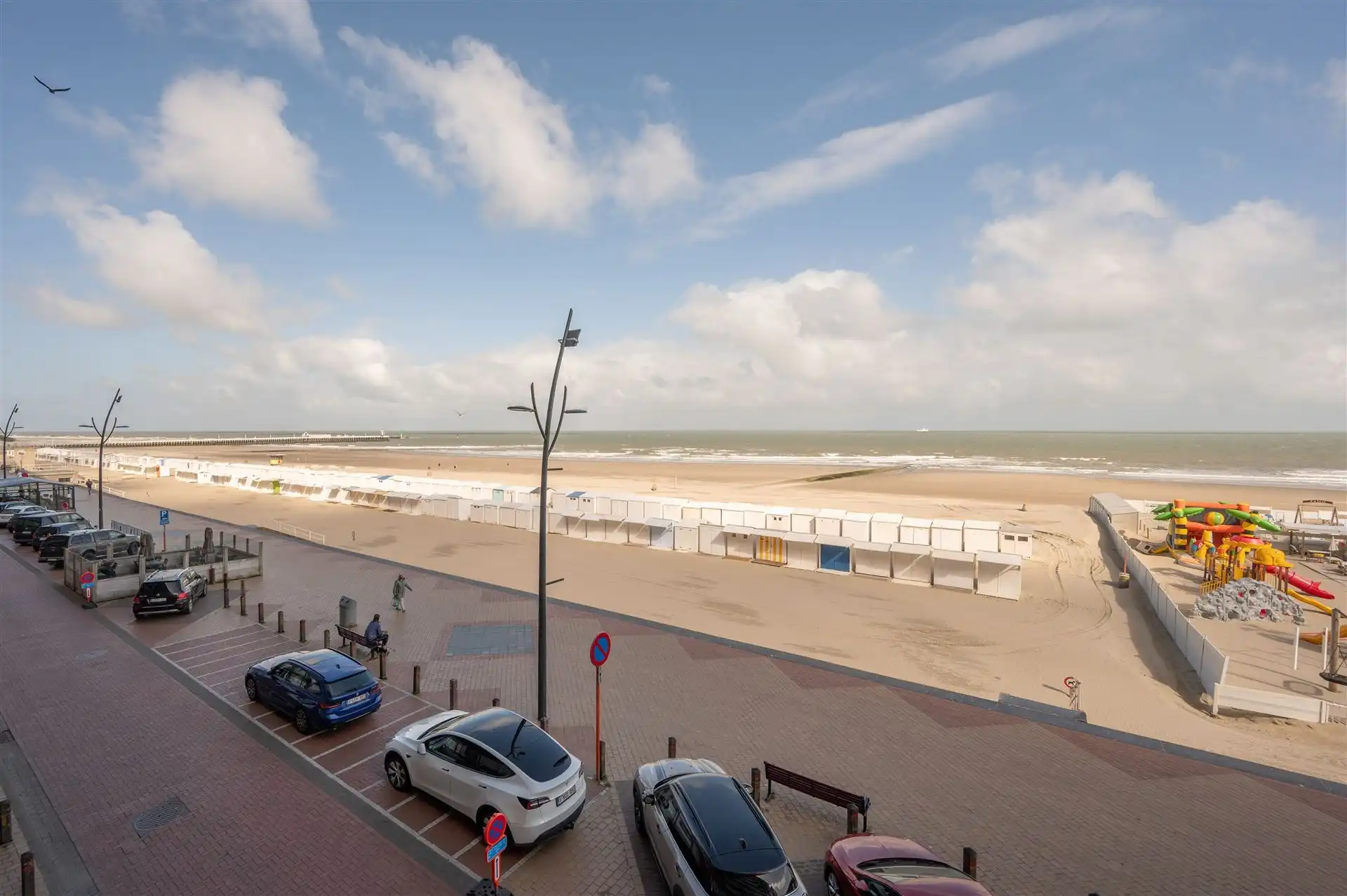 Wonen met de zee als decor – volledig gerenoveerde studio met terras foto 10