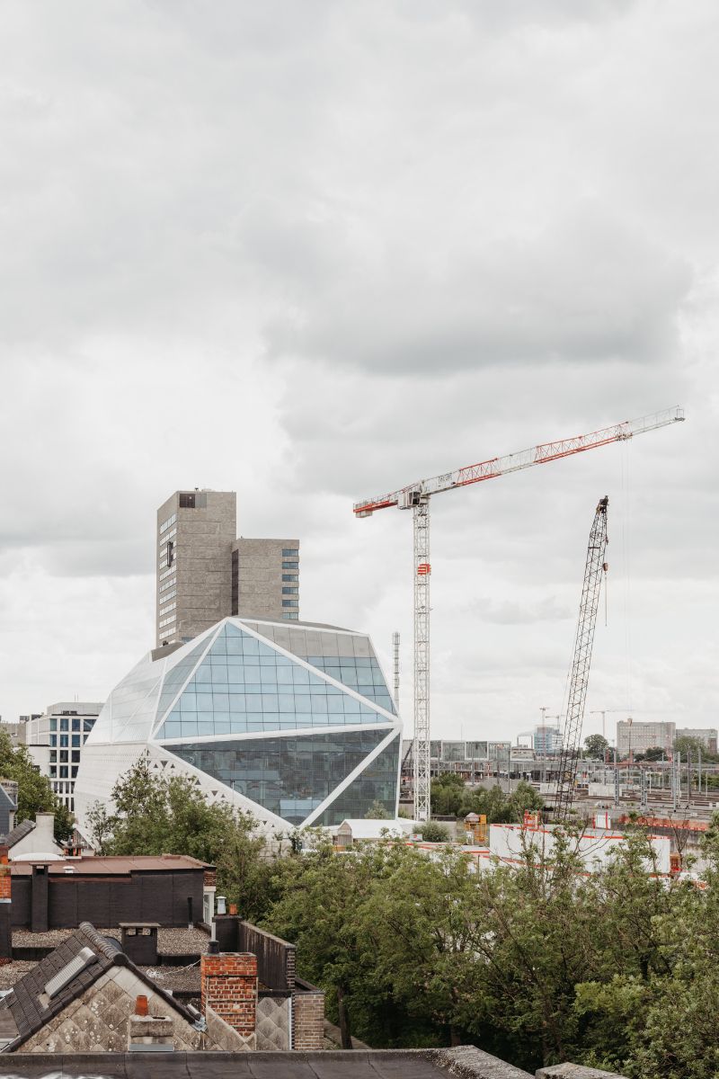 Ruim en lichtrijk gerenoveerde penthouse met vergund rooftopterras foto 29