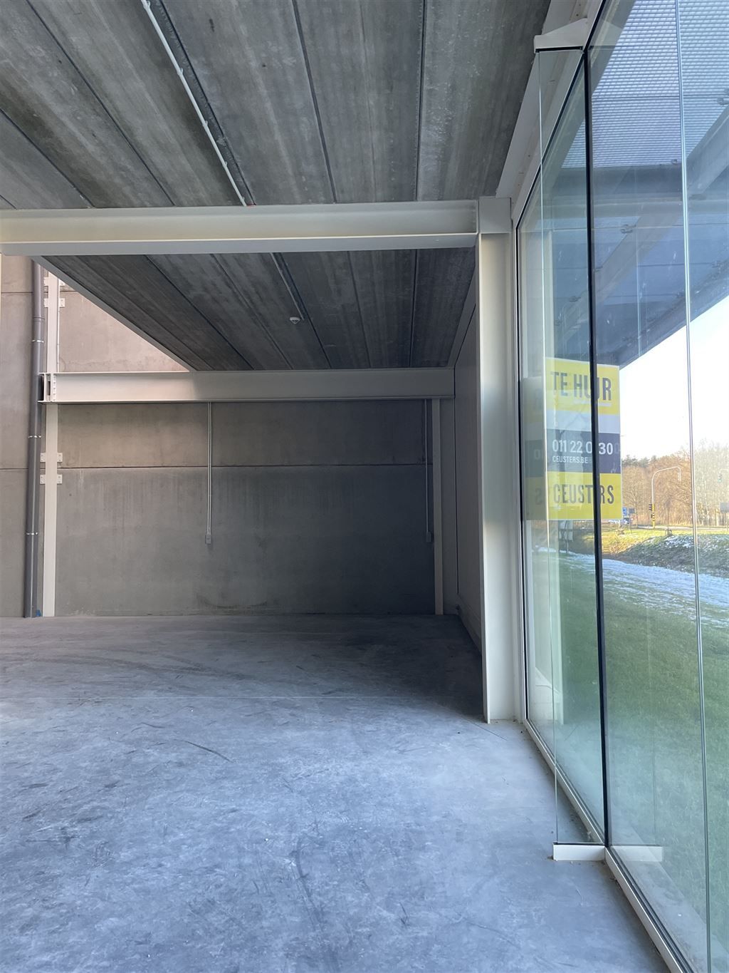 Zeer veelzijdige KMO-unit met goede zichtbaarheid foto 22