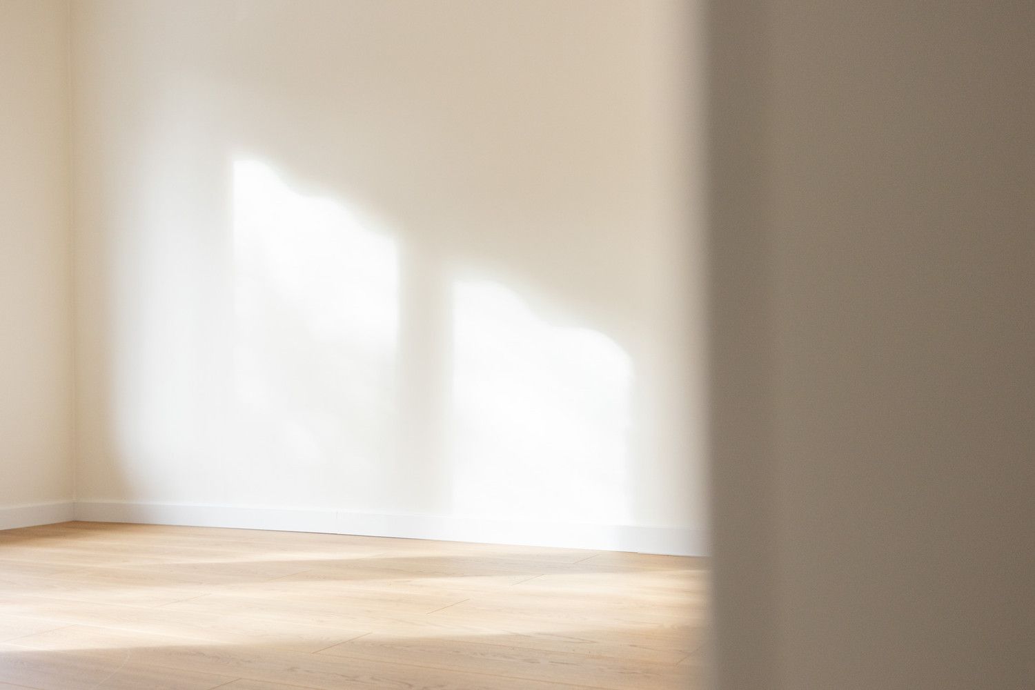 Modern gelijlvloersapp met charmante ZW-tuin foto 14