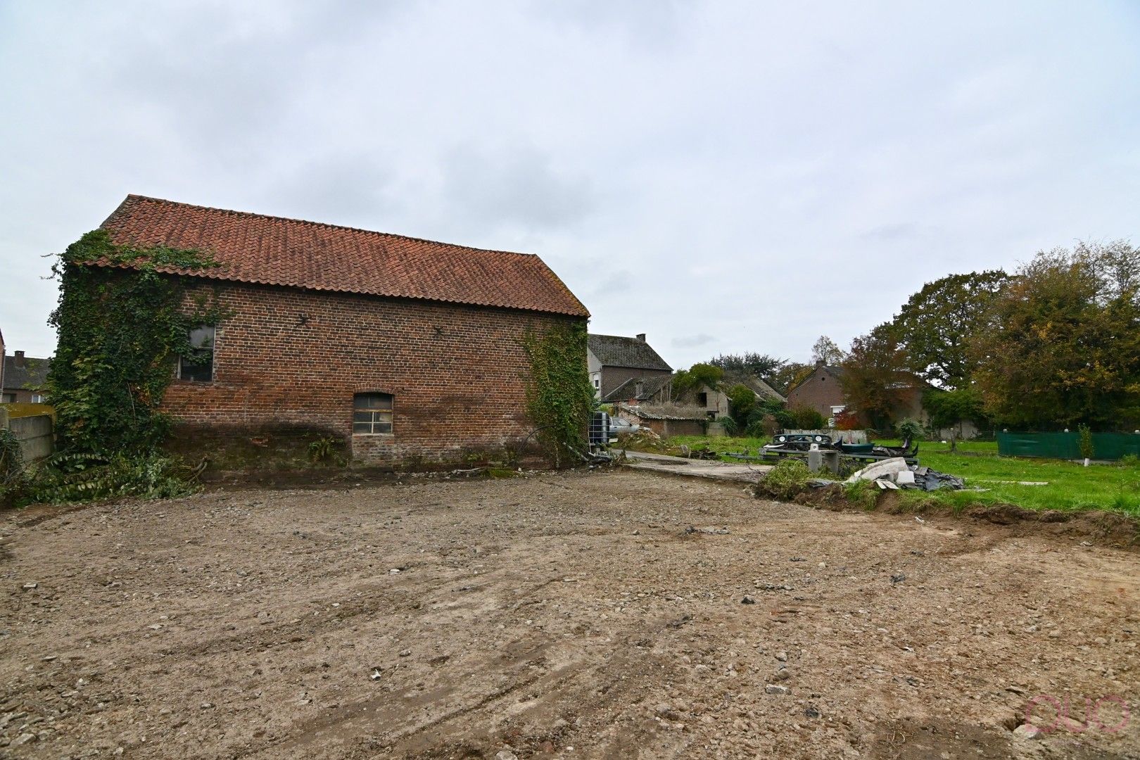 Verder te renoveren hoevewoning met ruime schuur die tal van mogelijkheden biedt. foto 26