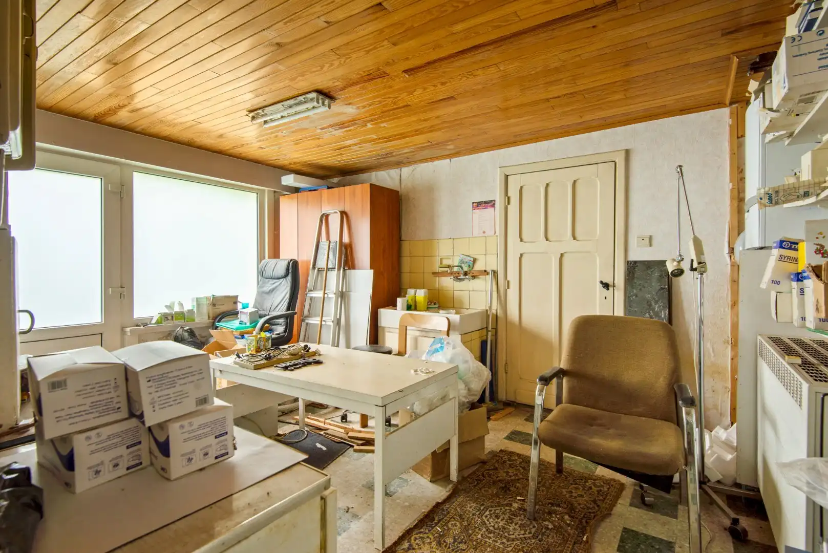 Te renoveren woning met bouwgrond en veel potentieel op rustige ligging in Puurs-Sint-Amands! foto 13