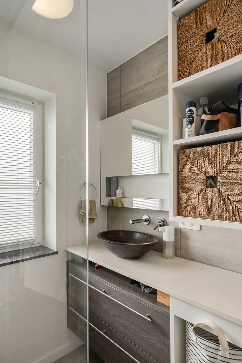 Moderne EPC A-villa op toplocatie nabij scholen en station, met prachtige tuin en privacy foto 32