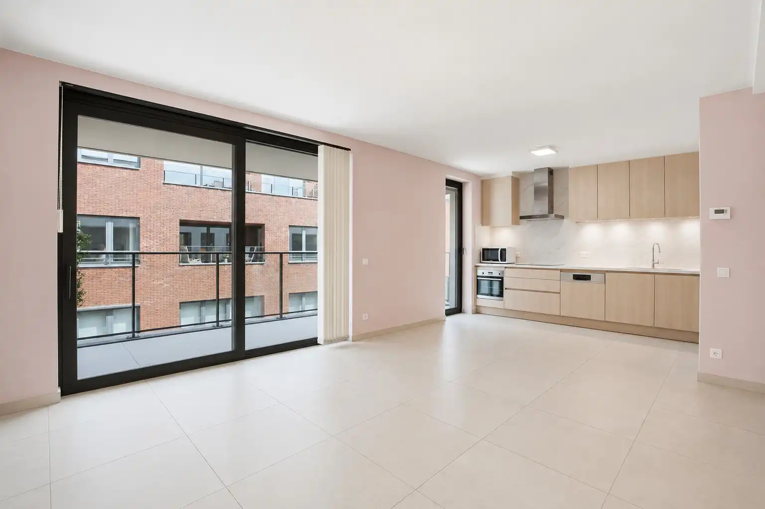 Instapklaar appartement met 2 slaapkamers en terrassen op topligging in Tielt! foto 7