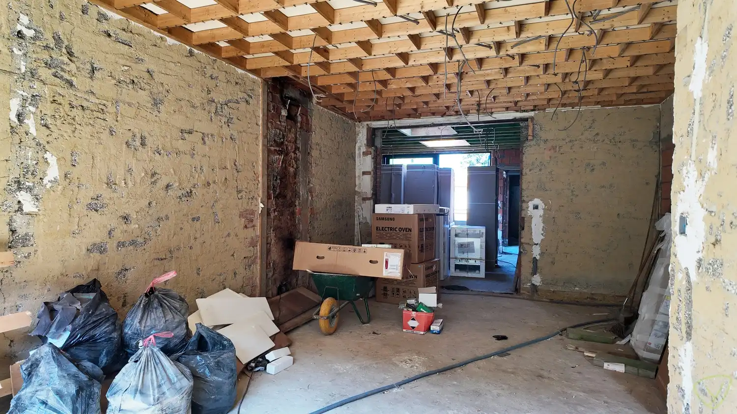 Casco gezinswoning met 4 slaapkamers en zonnige tuin in Zelzate foto 3