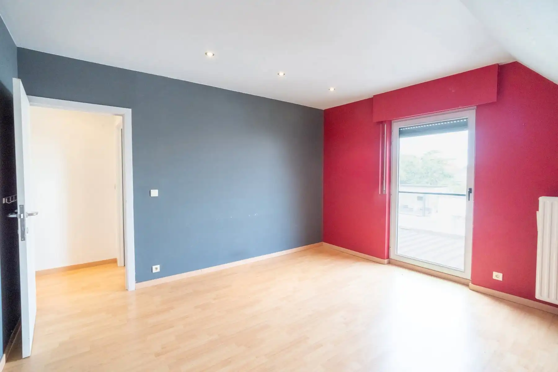 Knappe villa met zuidgerichte tuin, zwembad en poolhouse foto 23
