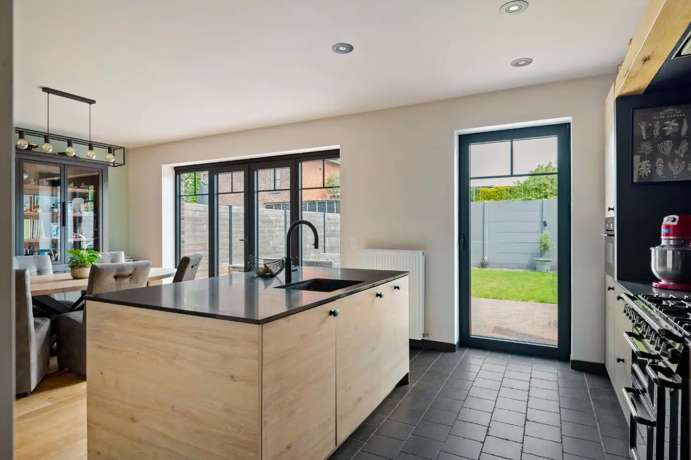Riante, stijlvolle BEN-woning met 3 à 4 slpk, 2 badk., garage en tuin foto 8