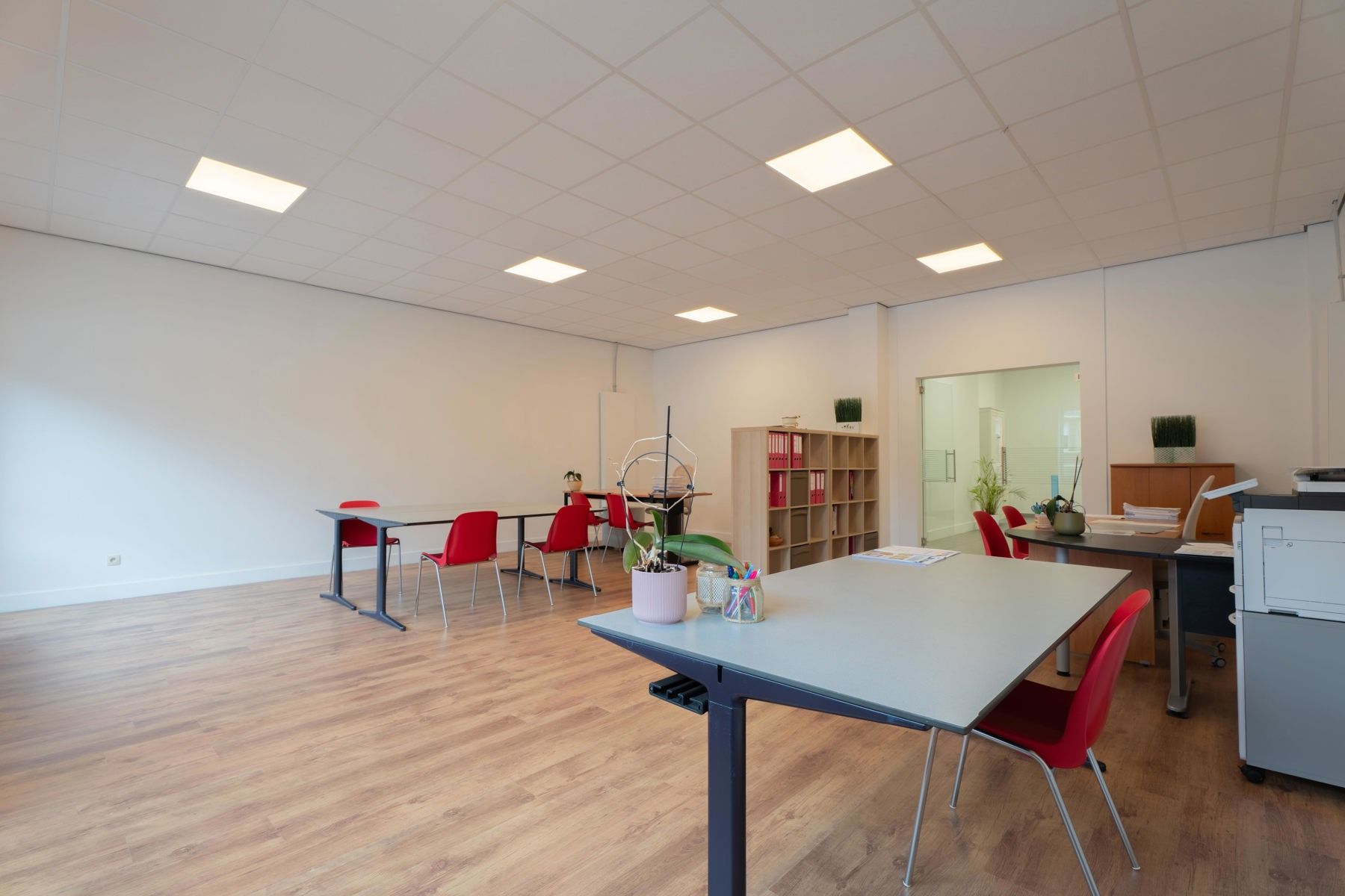 Uitstekend gelegen handelspand van 103 m² foto 11