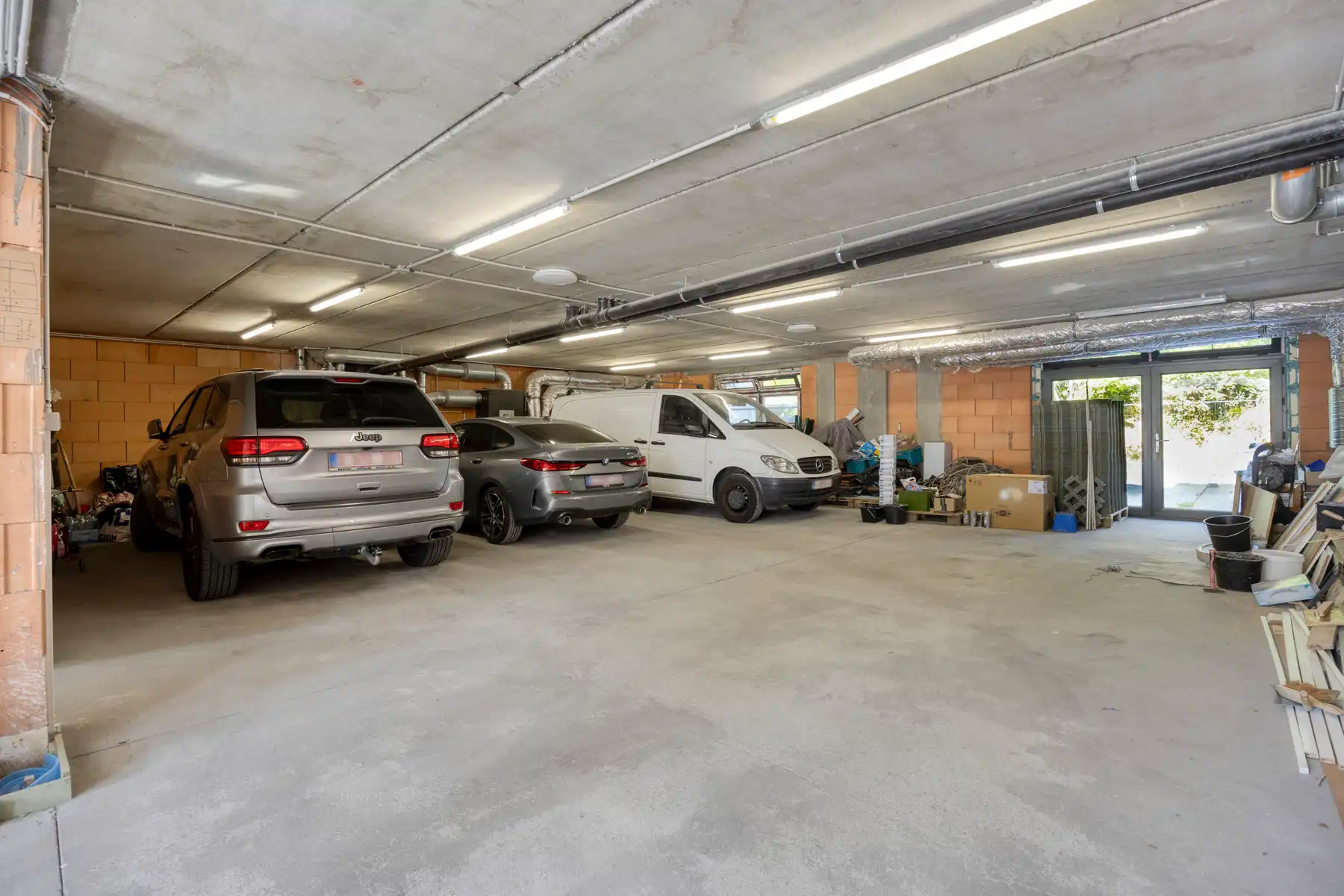 Nieuwbouw triplex met 4 slaap- en badkamers, tuin en parking foto 26