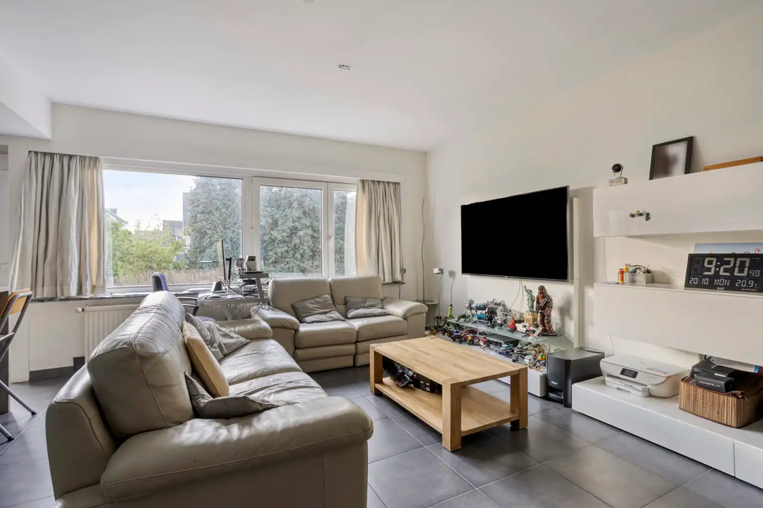 instapklaar gerenoveerd 2-kamerappartement op toplocatie foto {{pictureIndex}}