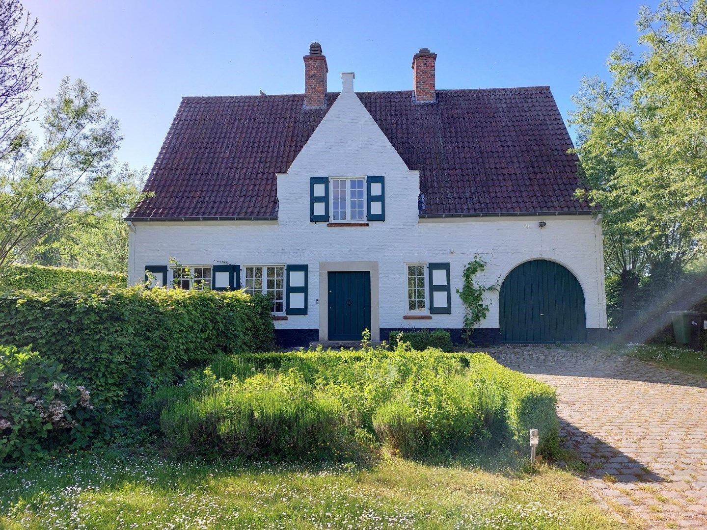 Alleenstaande villa tussen Brugge en Knokke foto {{pictureIndex}}