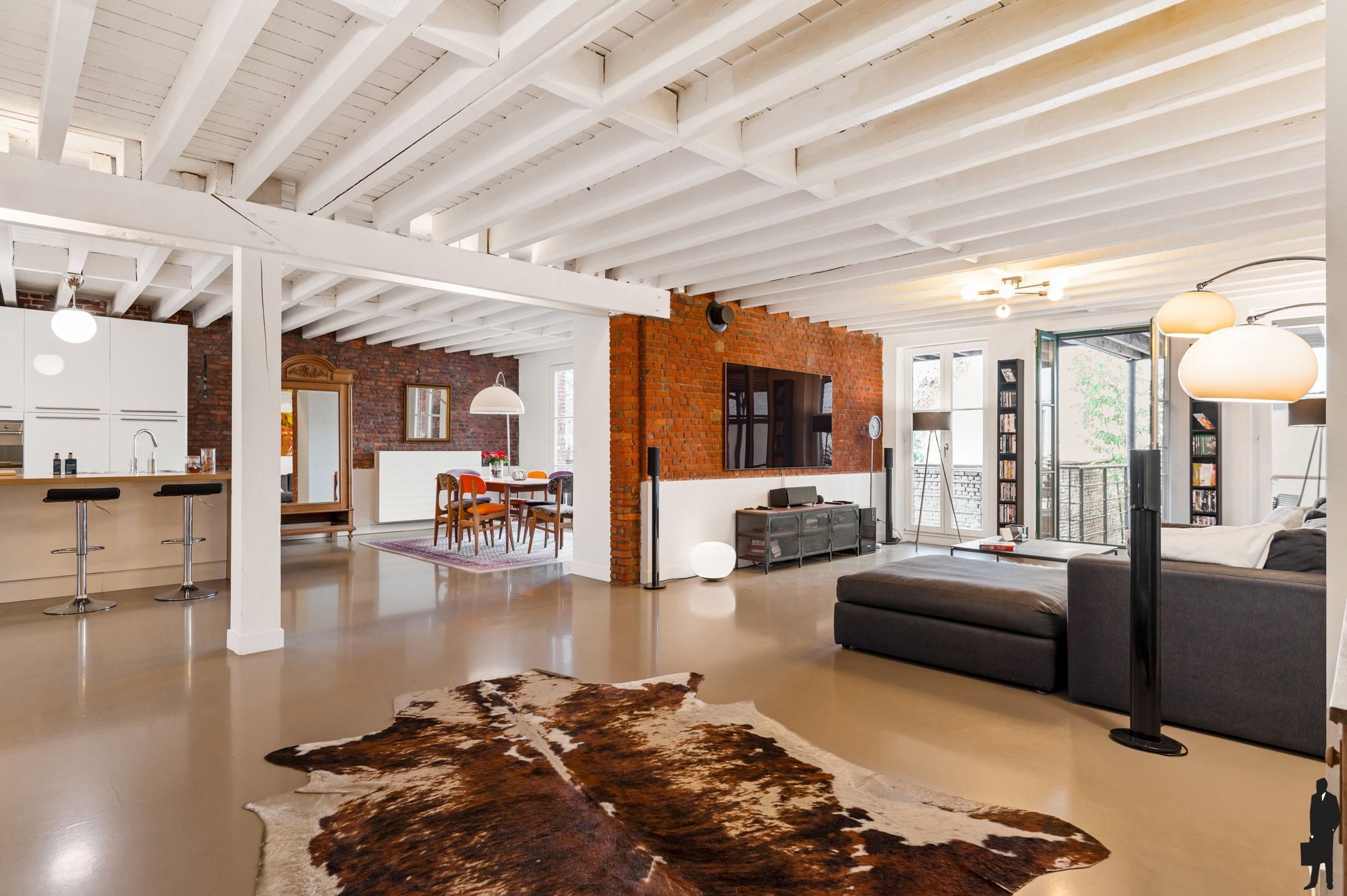 Exclusieve loft van ca. 155 m² in iconisch pakhuis 'The Peppermill' foto {{pictureIndex}}