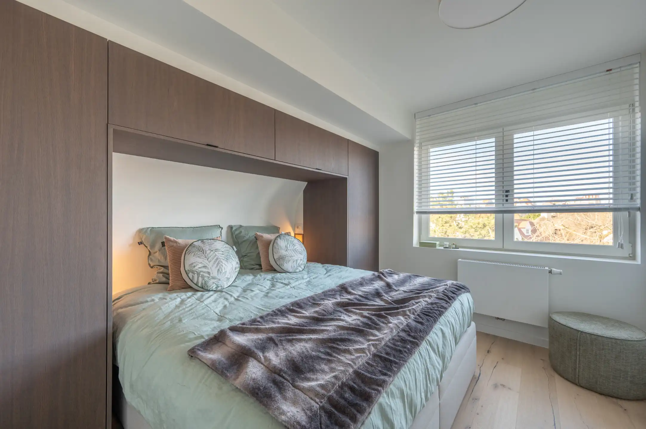 Gerenoveerd appartement in charmante residentie in het Zoute foto 16