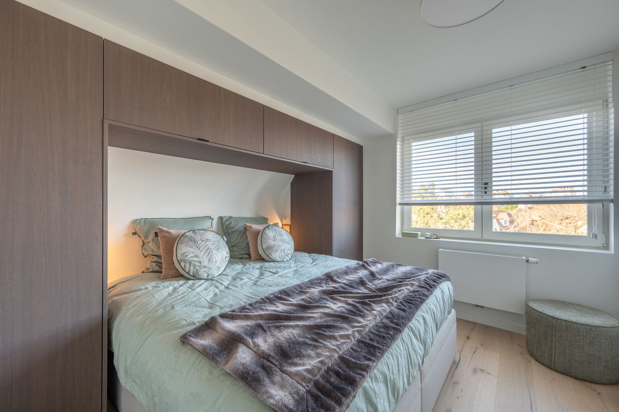 Gerenoveerd appartement in charmante residentie in het Zoute foto 16