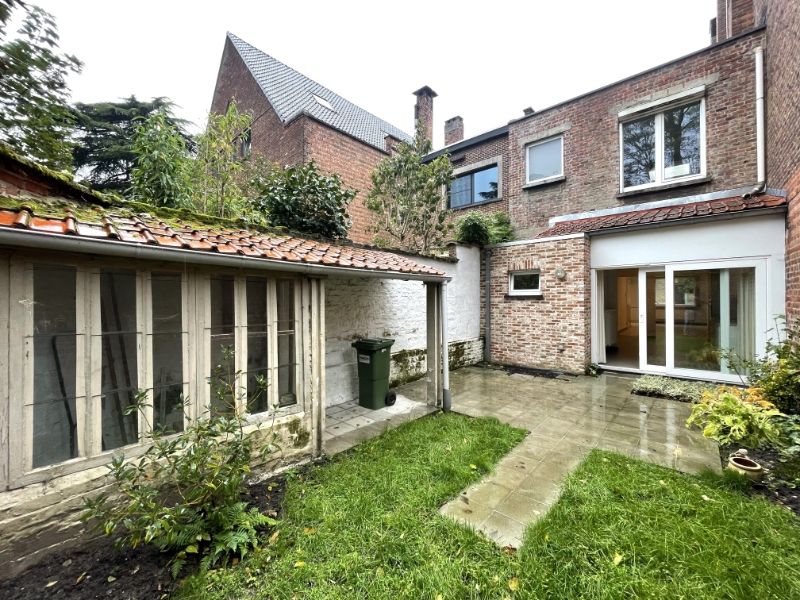 Instapklare woning nabij park en station Sint-Pieters in Gent - Miljoenenkwartier foto 1