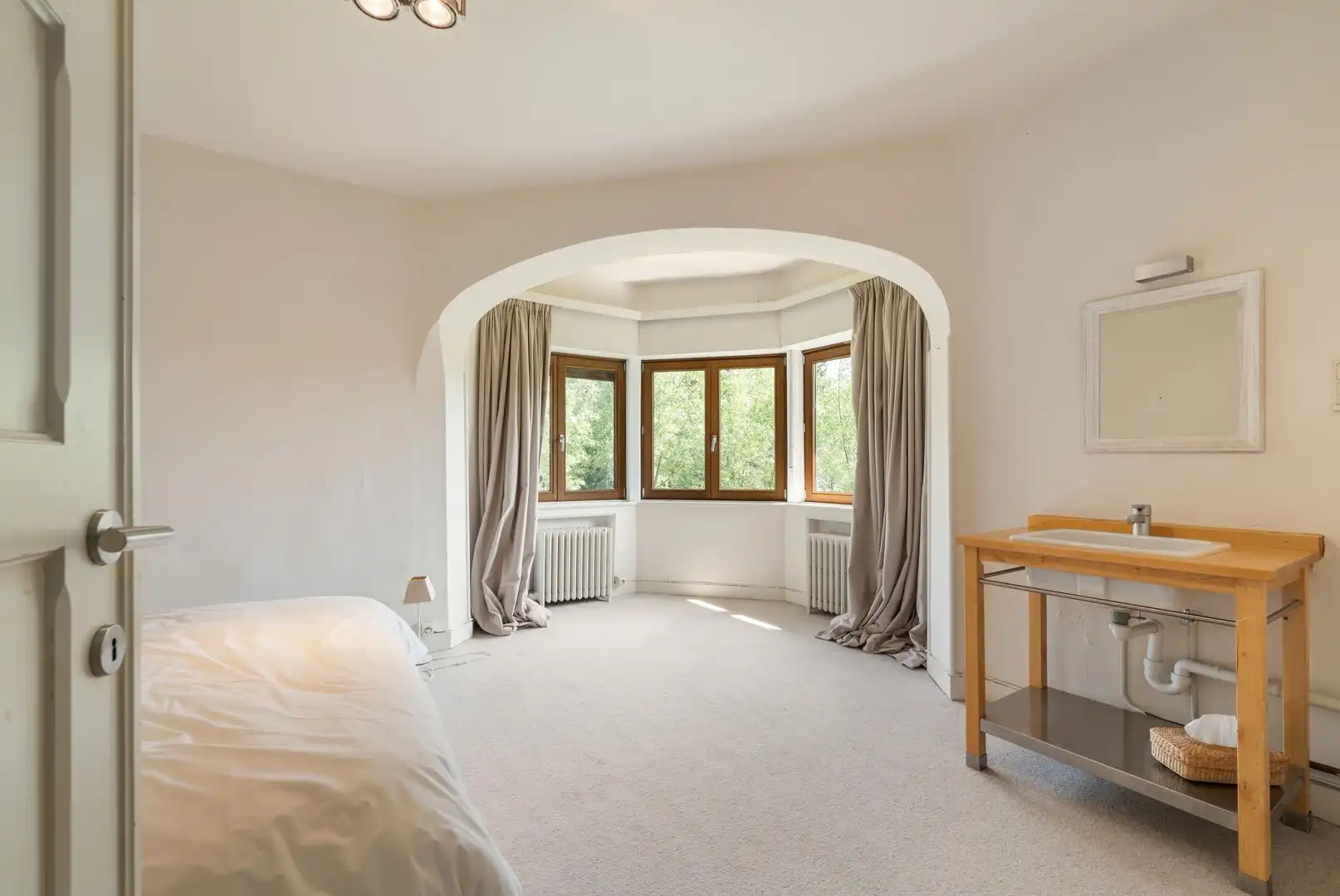 Karaktervolle interbellum villa in cottagestijl te koop. foto 14