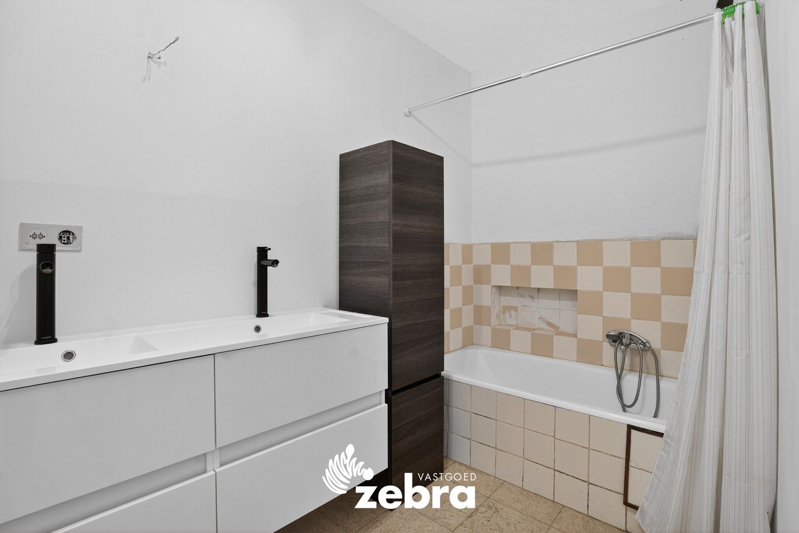 Zeer ruime woning met inpandige garage te koop in Staden! foto 21
