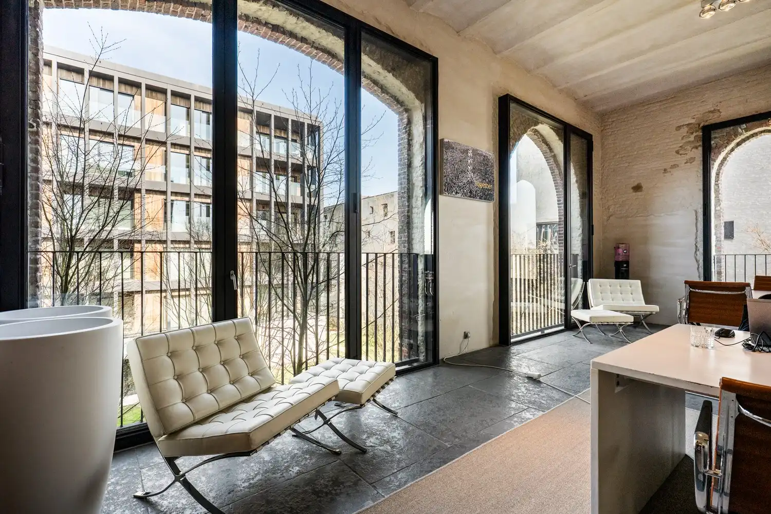 Exclusieve loft op de iconische Axel Vervoordt-site in Wijnegem foto 4