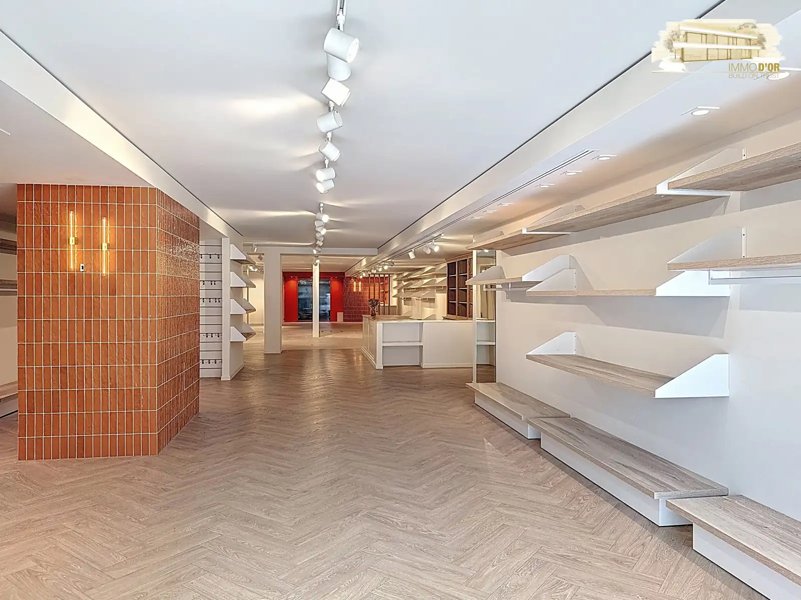 Instapklare commerciële ruimte in bruisend Brasschaat foto {{pictureIndex}}