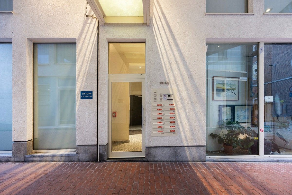 Exclusief stadsappartement met karakter en groot terras aan het Belfort. foto 27