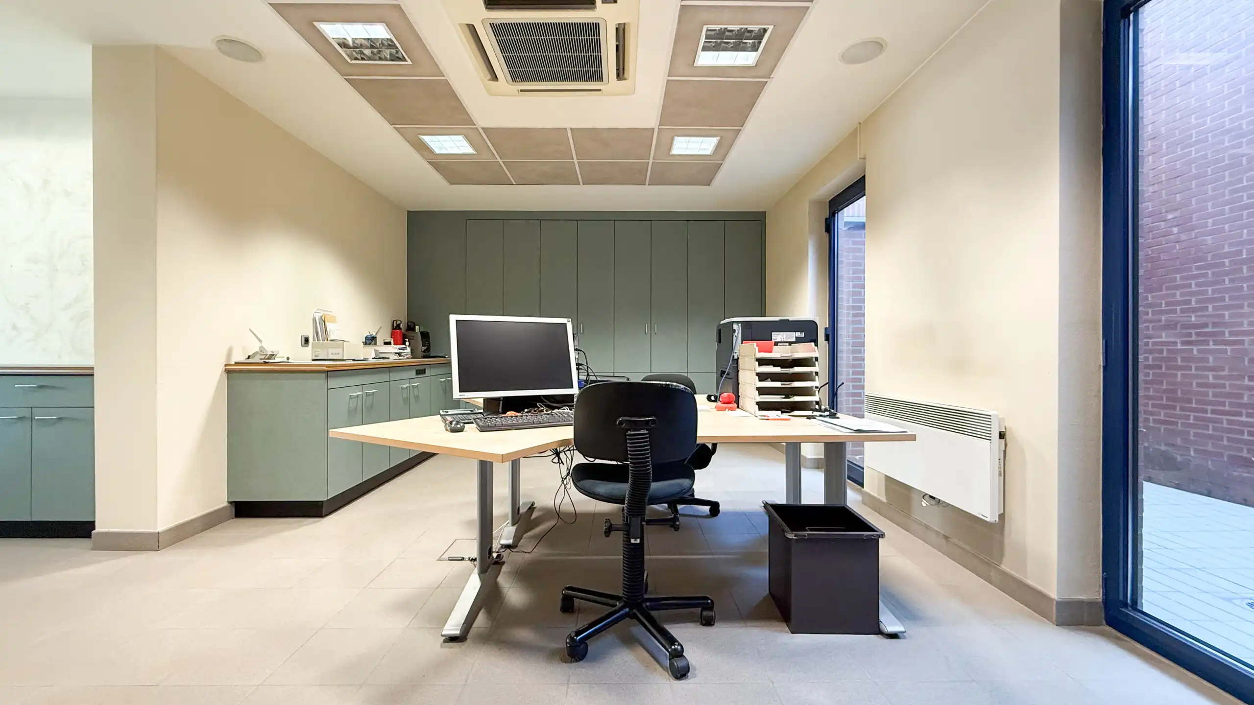 Instapklare kantoorruimte met mogelijkheden te Zolder! foto 37