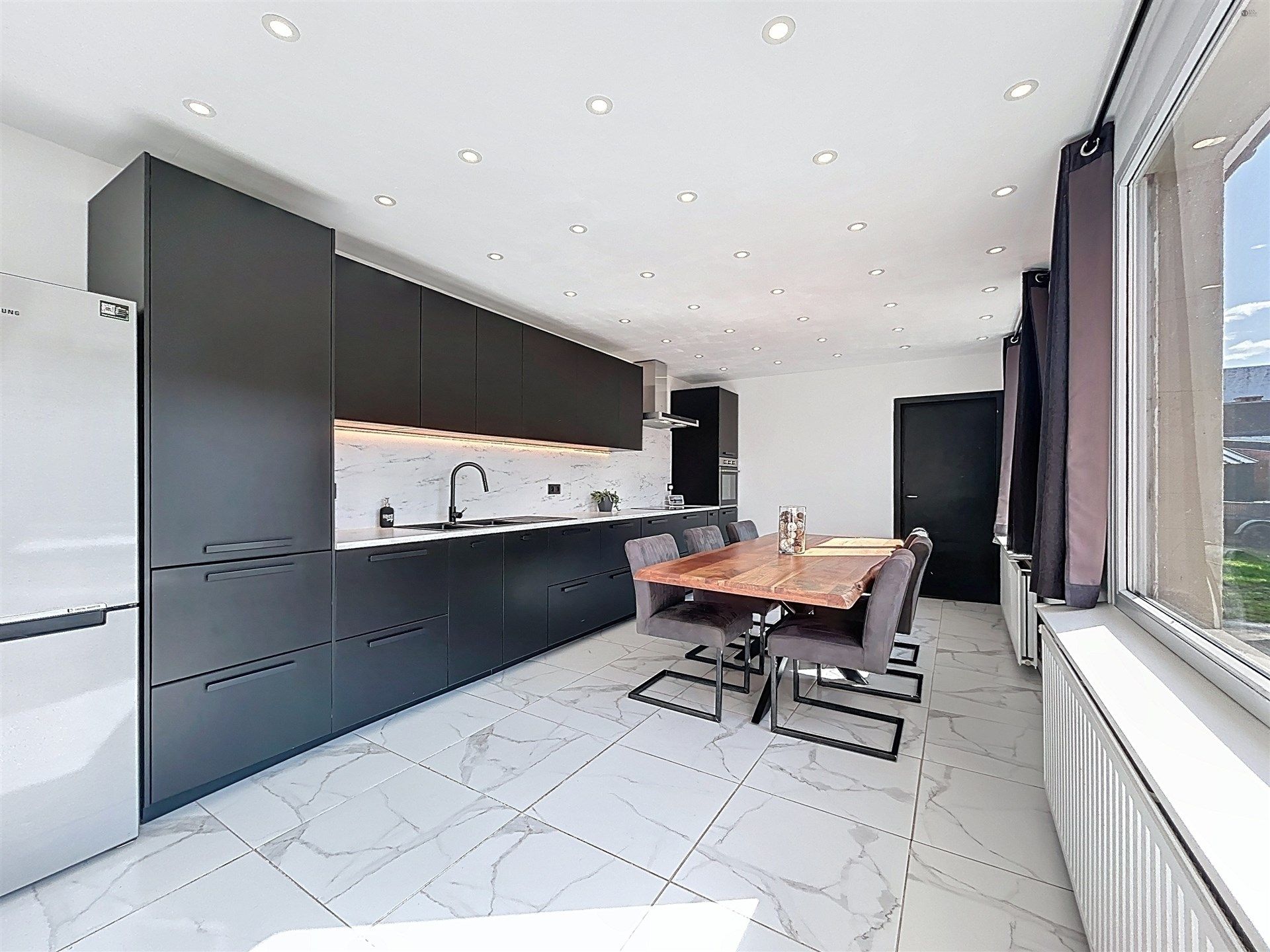 instapklare gezinswoning met 4 slaapkamers op perceel van 387m² foto 5