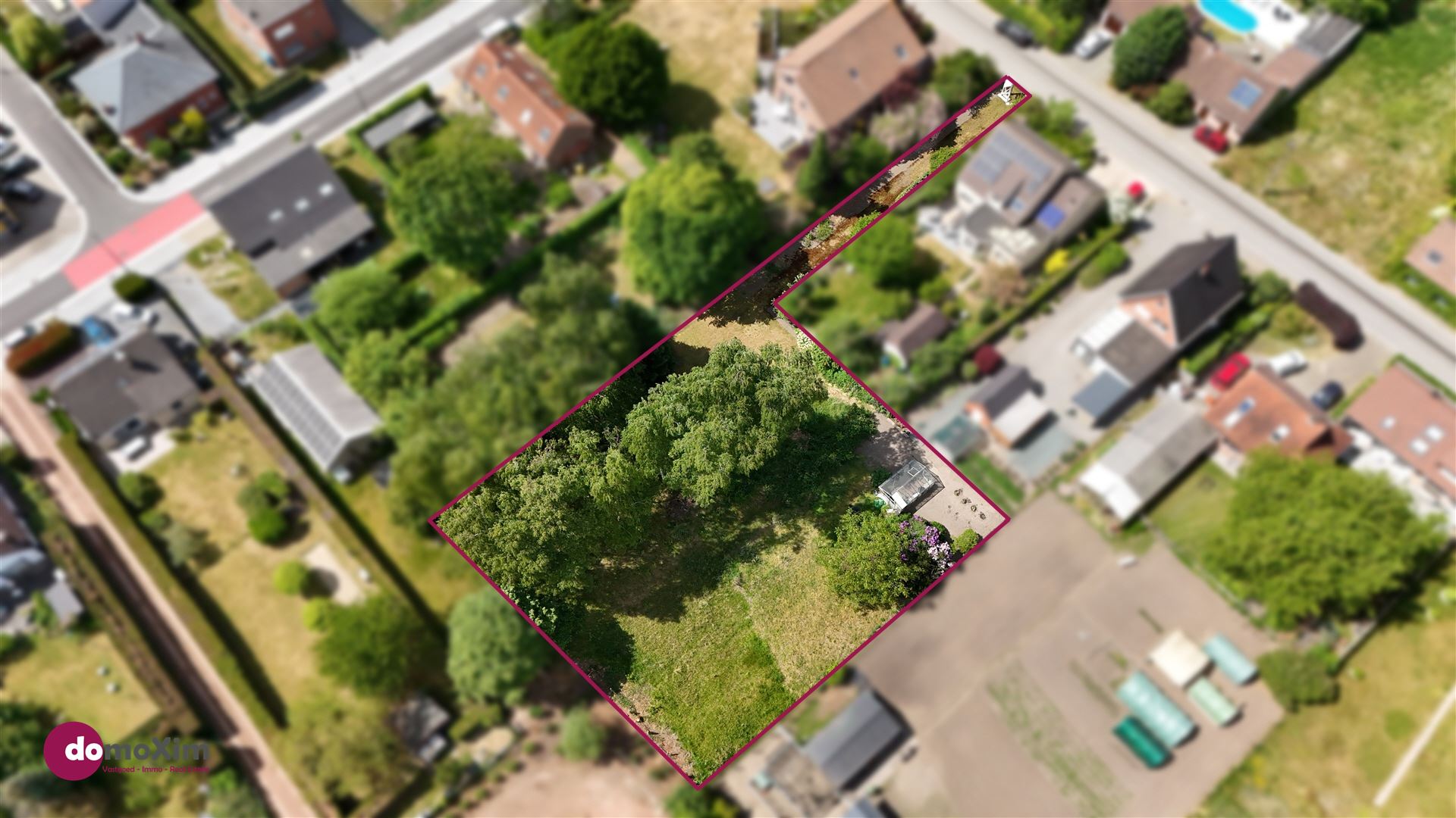 Prachtig gelegen grond van +/- 15 are 75 ca voor open bebouwing in het centrum van Schiplaken foto 3