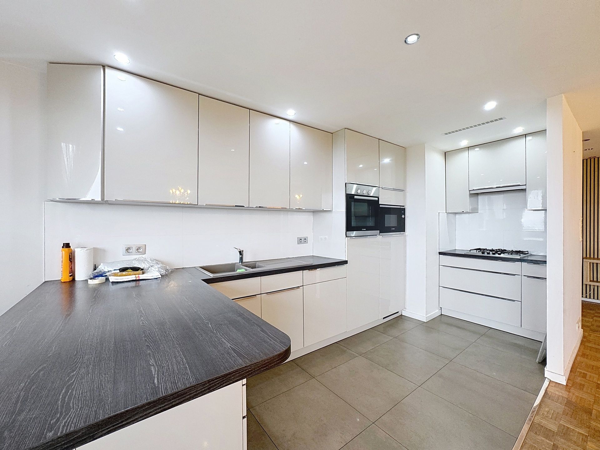 Drie slaapkamer appartement met terras  foto 6