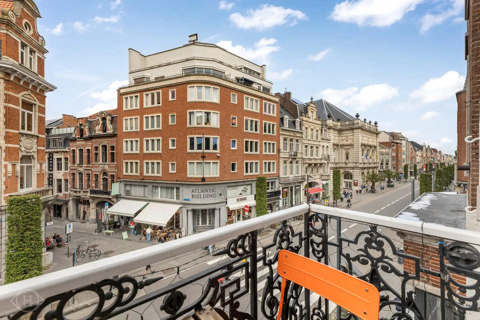 Karaktervol studentenhuis met 9 verhuurde entiteiten foto 6