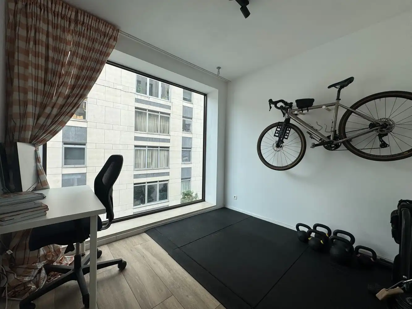 Modern tweeslaapkamerappartement met terras en topligging aan het Stadspark foto 16