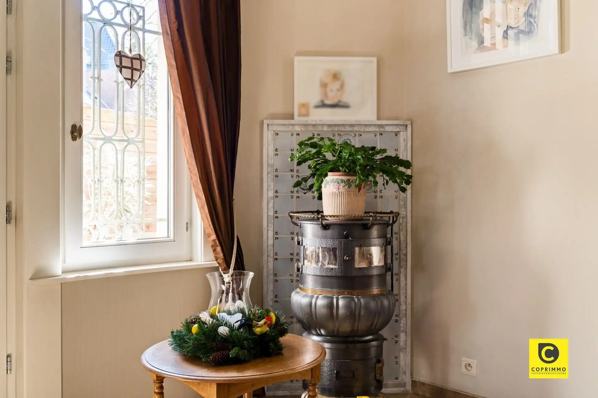 Karaktervolle woning te koop in hartje Edegem foto 25