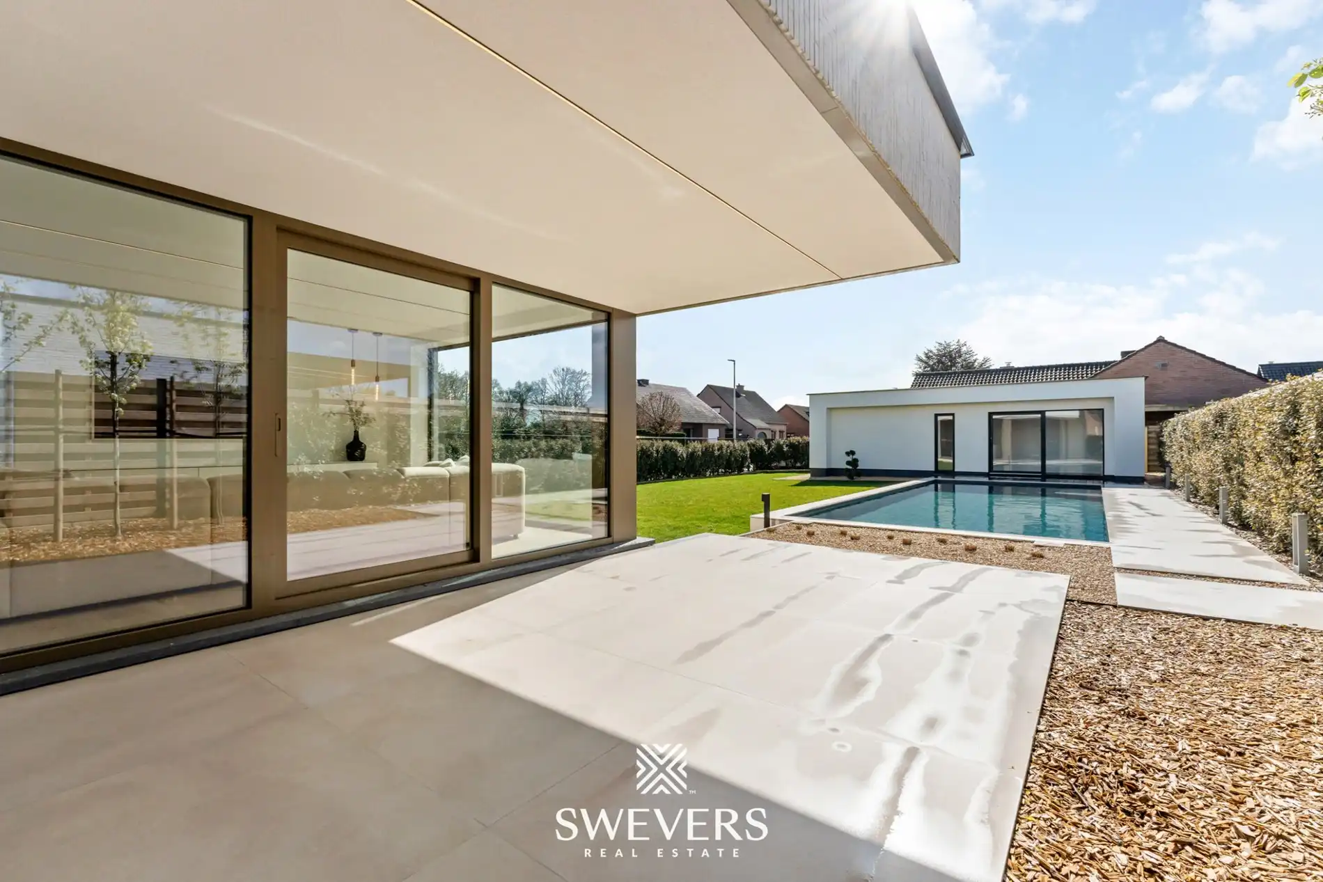 Moderne architectenwoning met hoogwaardige afwerking en zwembad in Paal foto 29