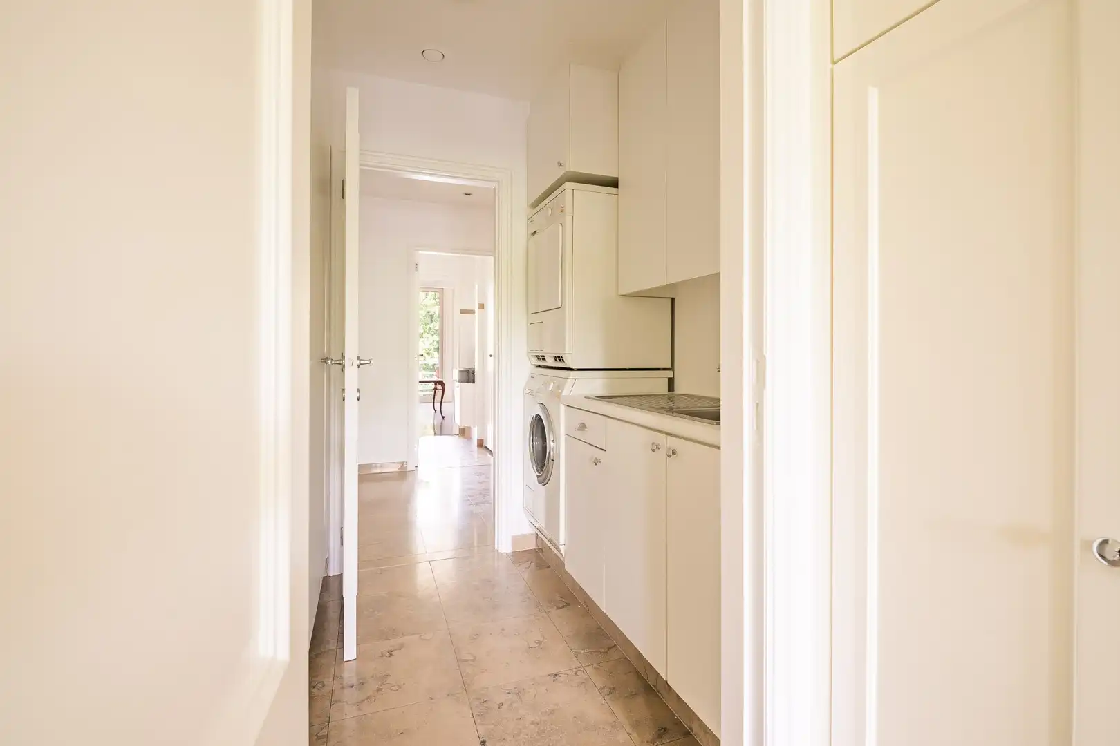 Luxe-appartement in parkdomein De Wilaard foto 20