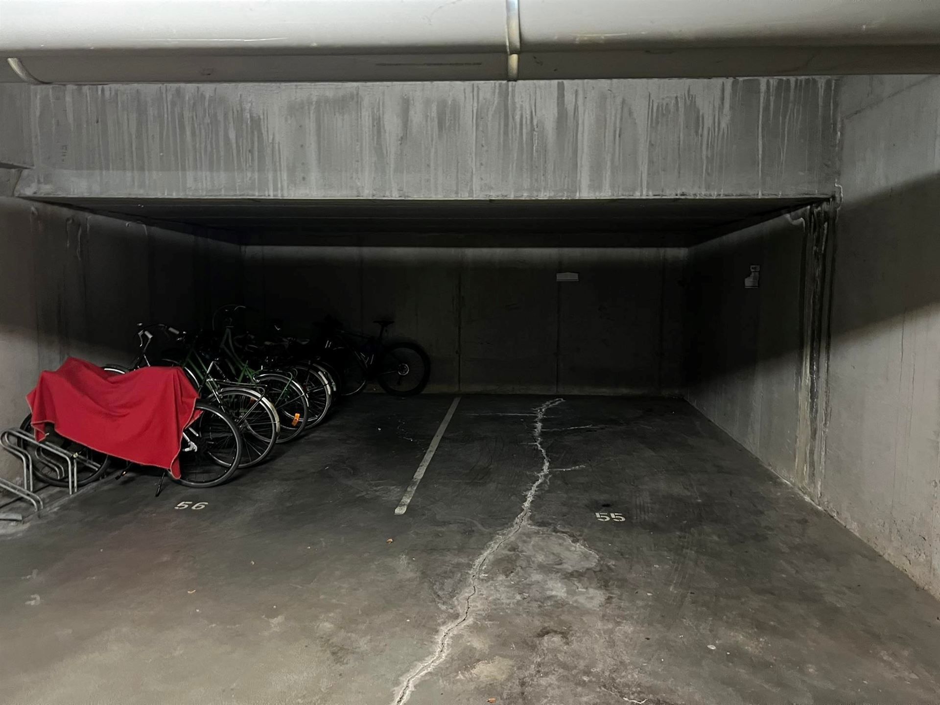 binnenstaanplaatsen aan UZ foto 10