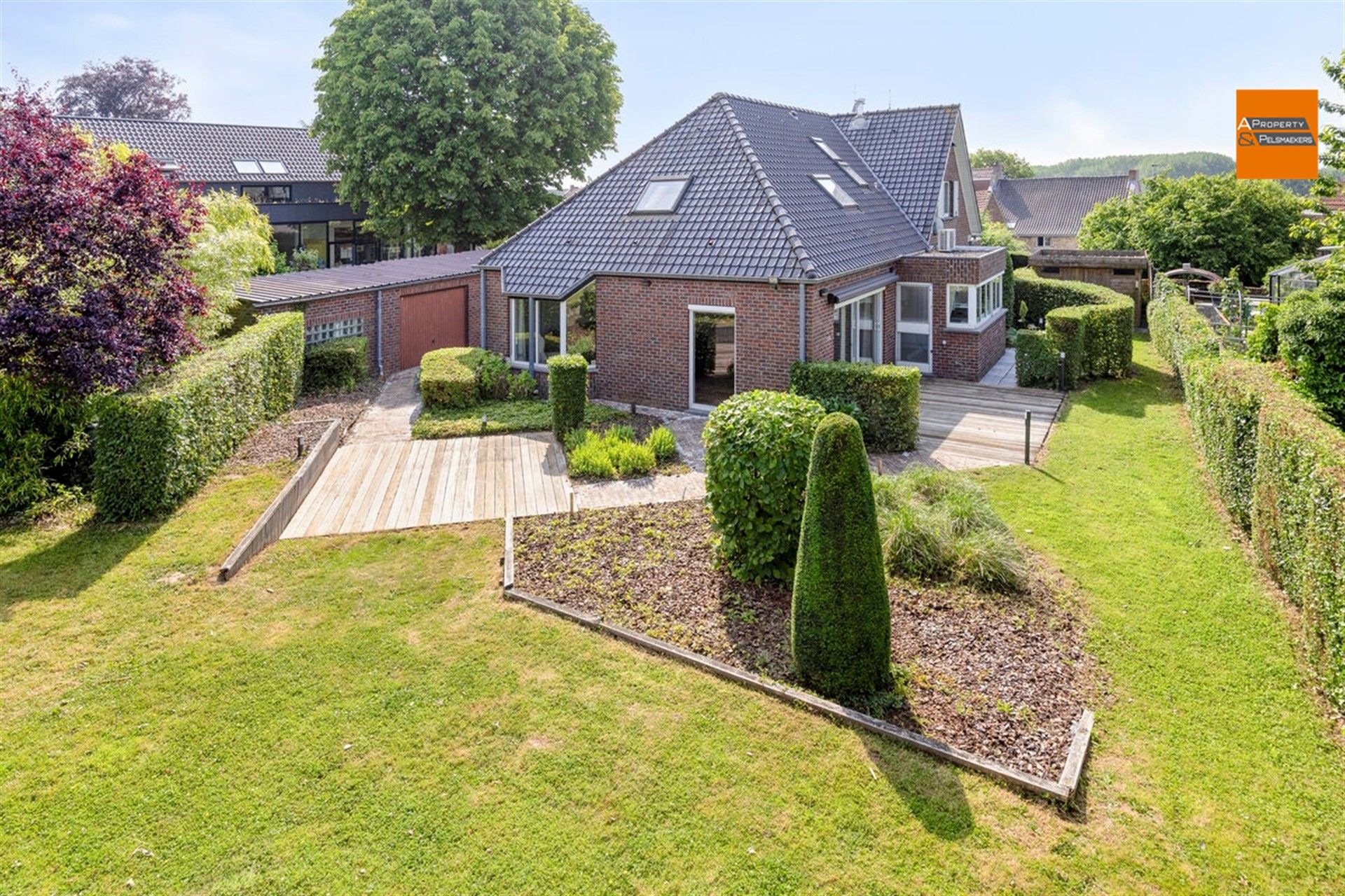 Gerenoveerde villa 3 kamers met prachtige tuin. foto 20