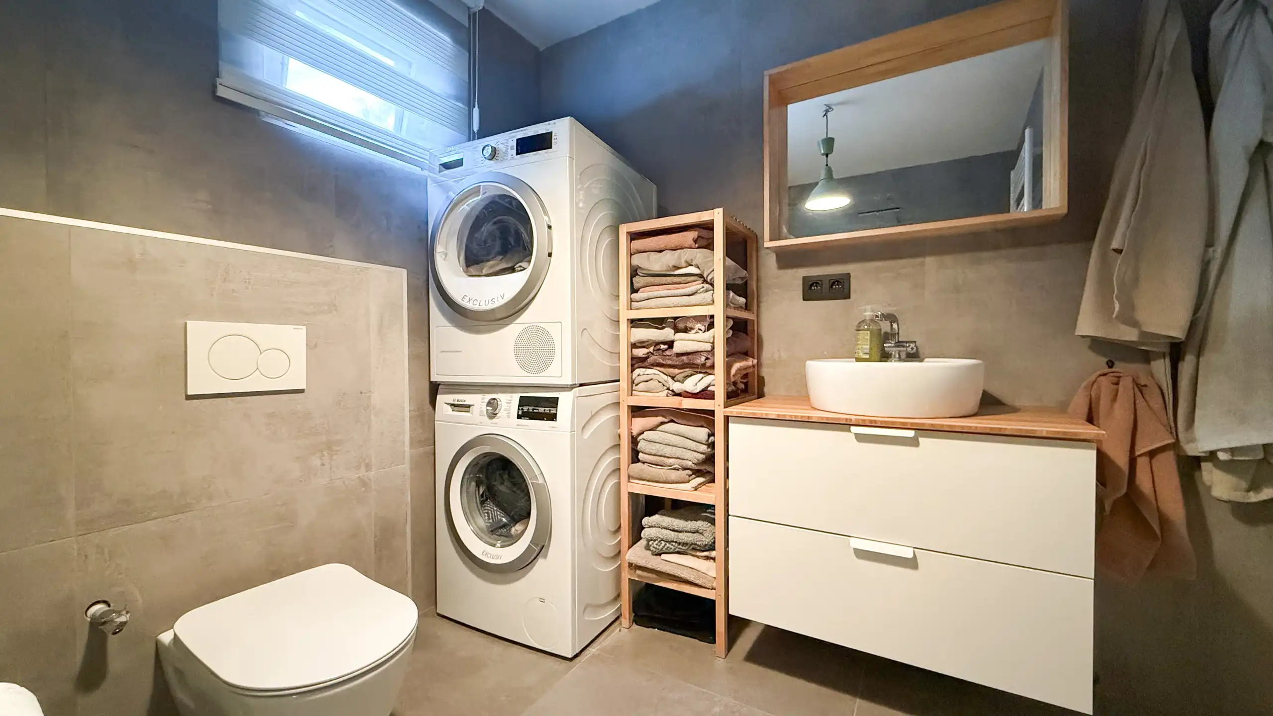 Instapklare halfopen bebouwing op topligging dicht aan natuurzone! foto 22