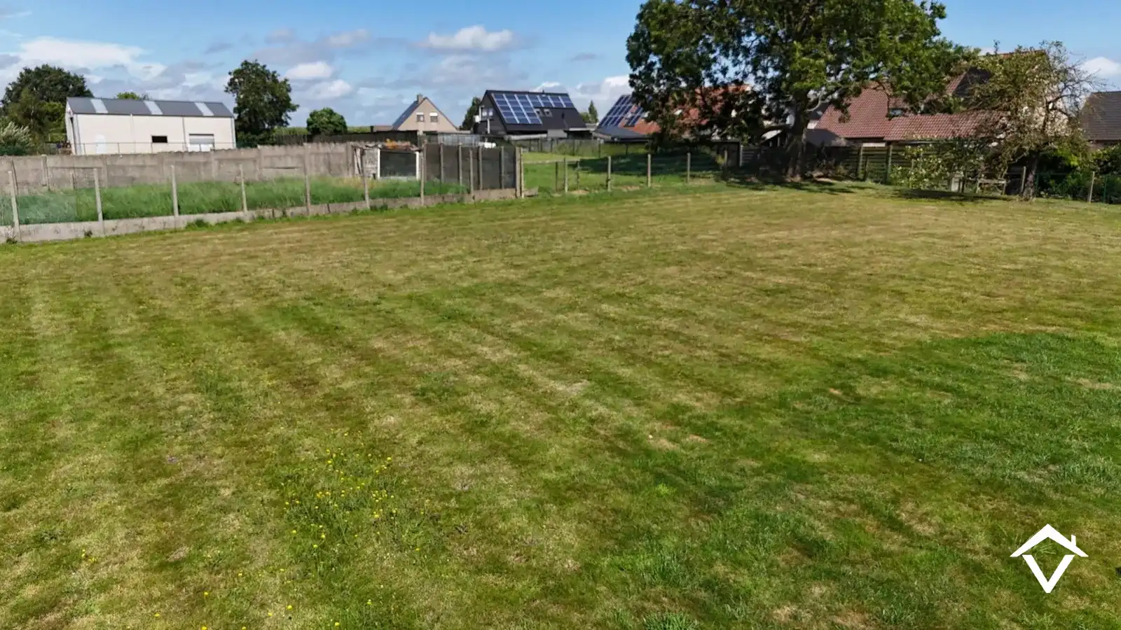 Lot bouwgrond gelegen in het centrum van Houthulst  foto 5
