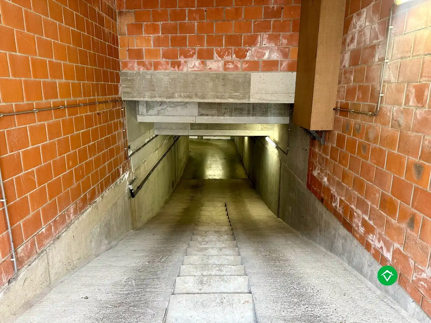 Ondergrondse garage (18,75m²) in centrum Gistel te koop  foto 6