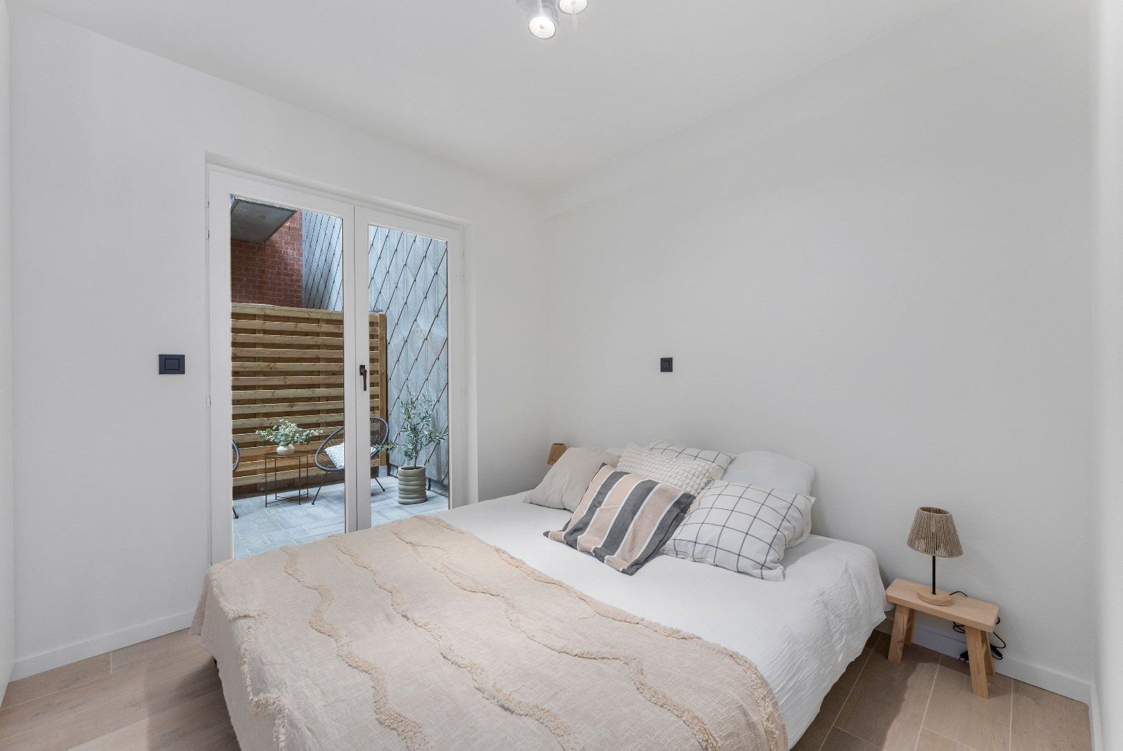 Instapklaar appartement - achterkant Zeedijk foto 7
