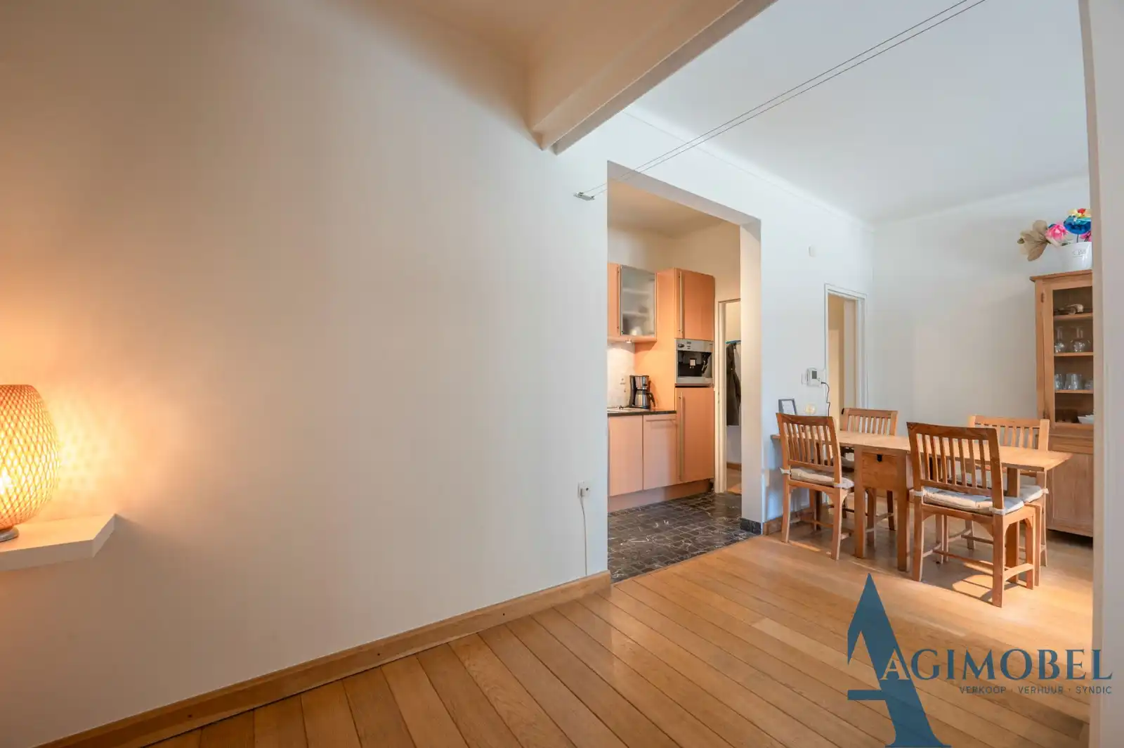Gelijkvloers appartement met slaaphoek, groots in ligging en toekomstwaarde. foto 8