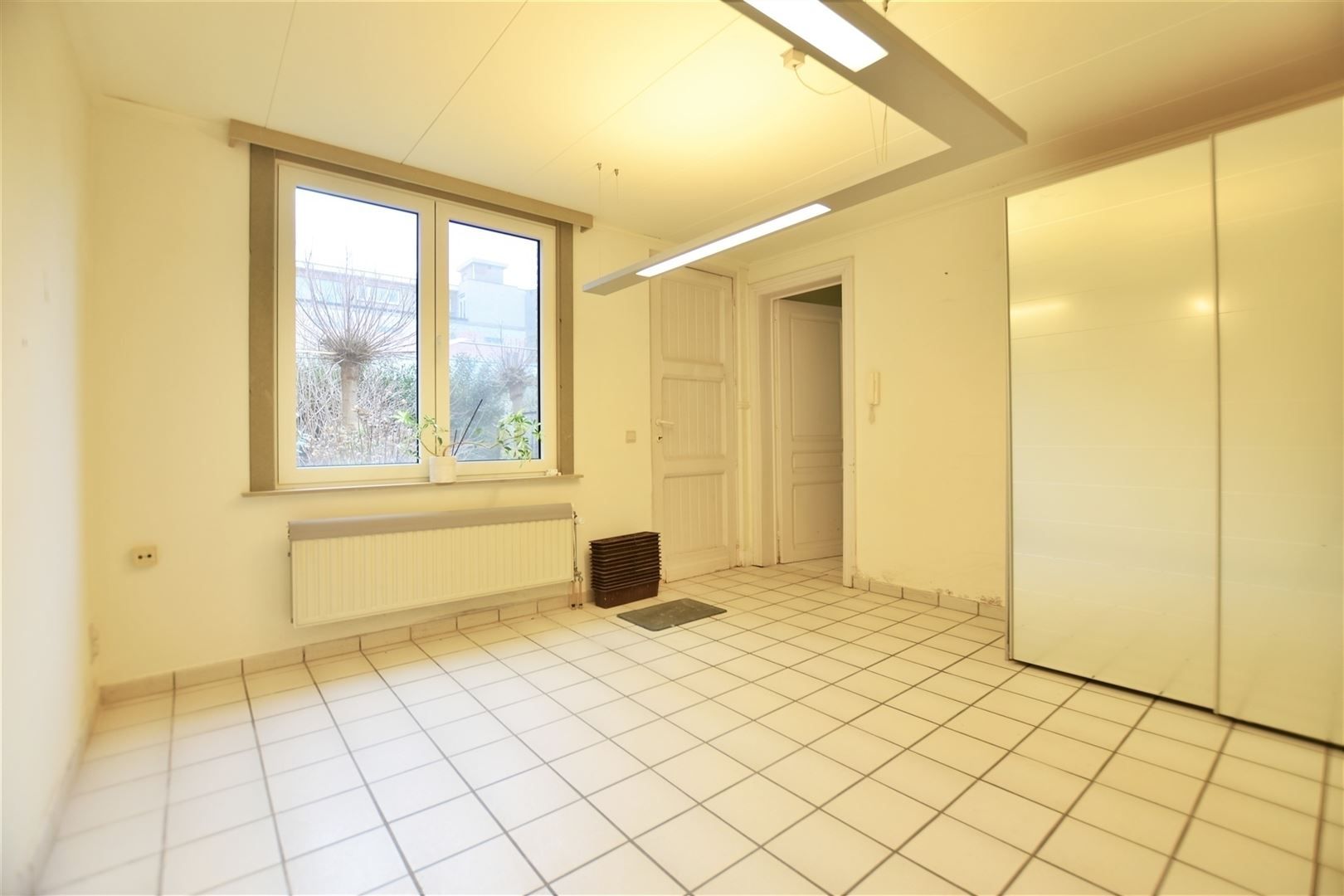 Praktijk-kantoorruimte (100m²) gelegen in het hartje Dendermonde foto 4