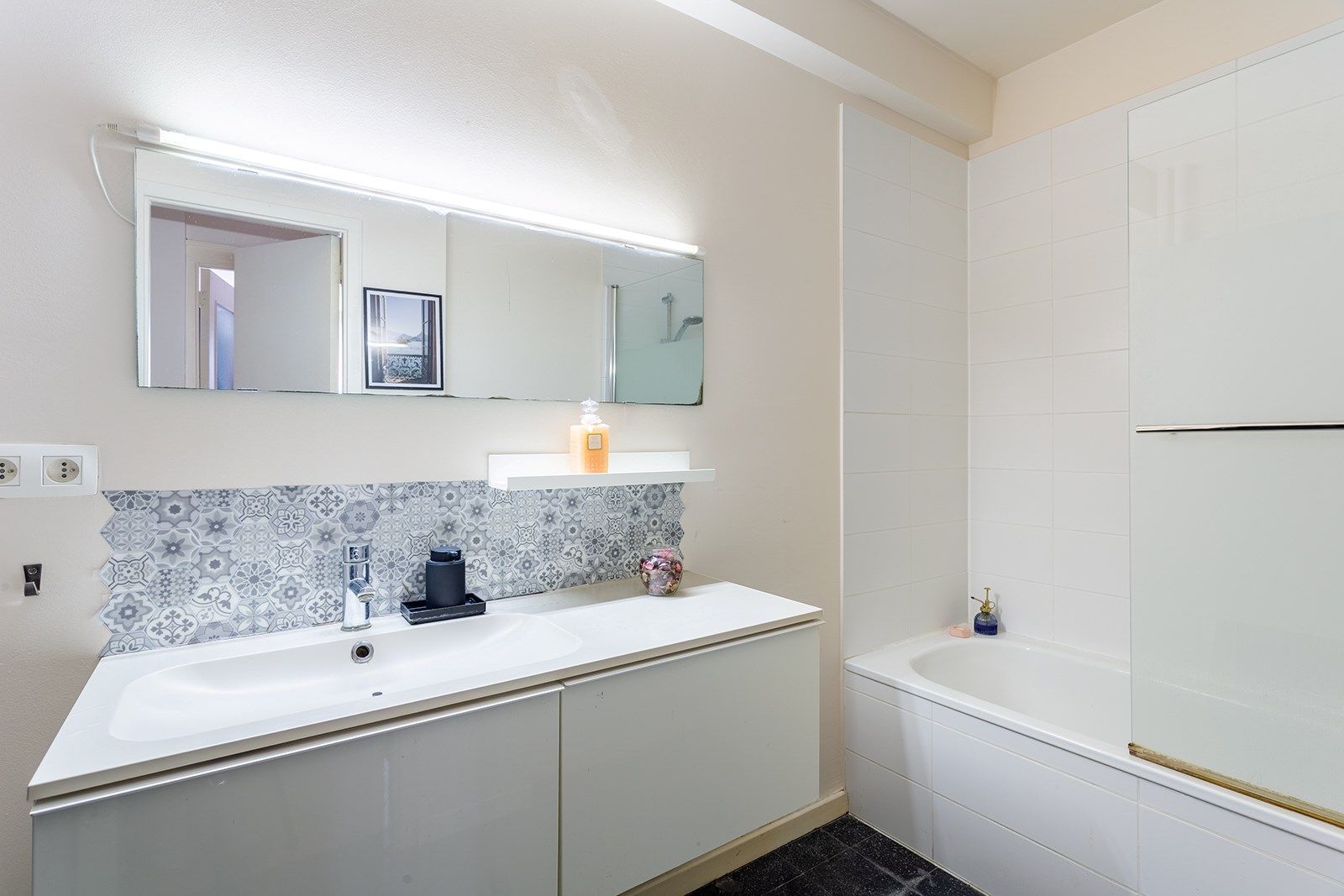 Instapklaar en energiezuinig appartement met terras foto 9