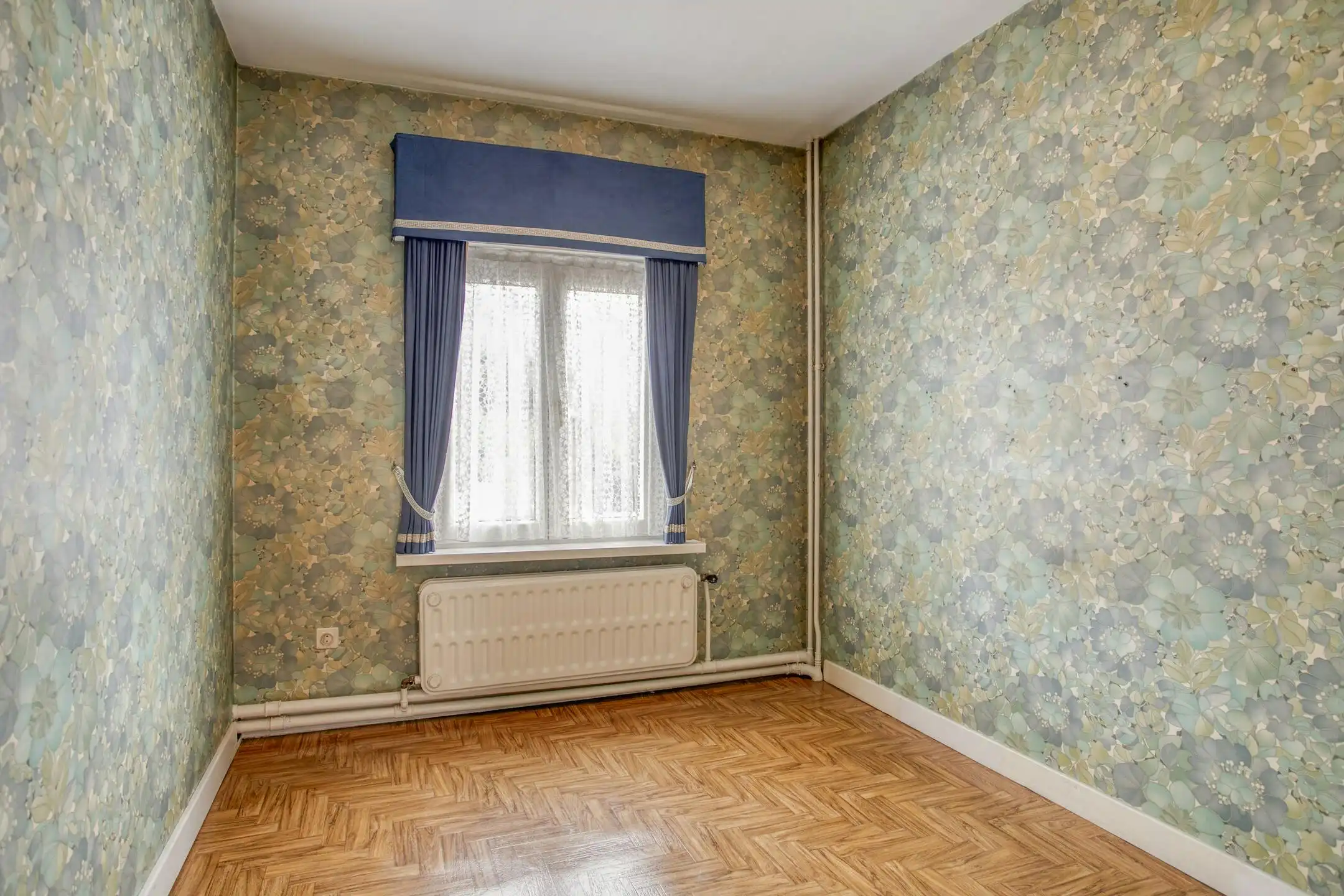 Op te frissen huis op toplocatie te koop in Sint-Michiels foto 11