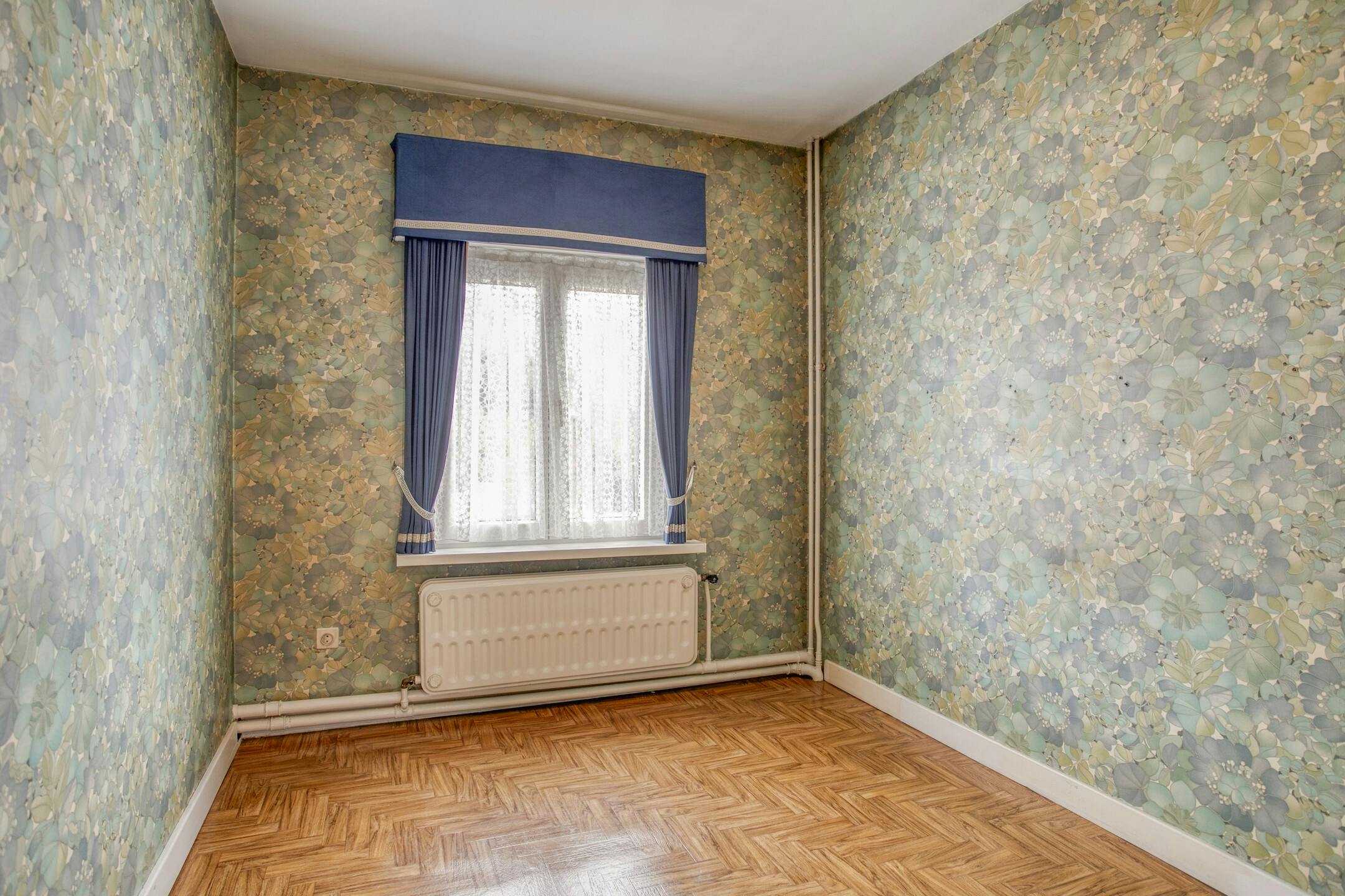 Op te frissen huis op toplocatie te koop in Sint-Michiels foto 10