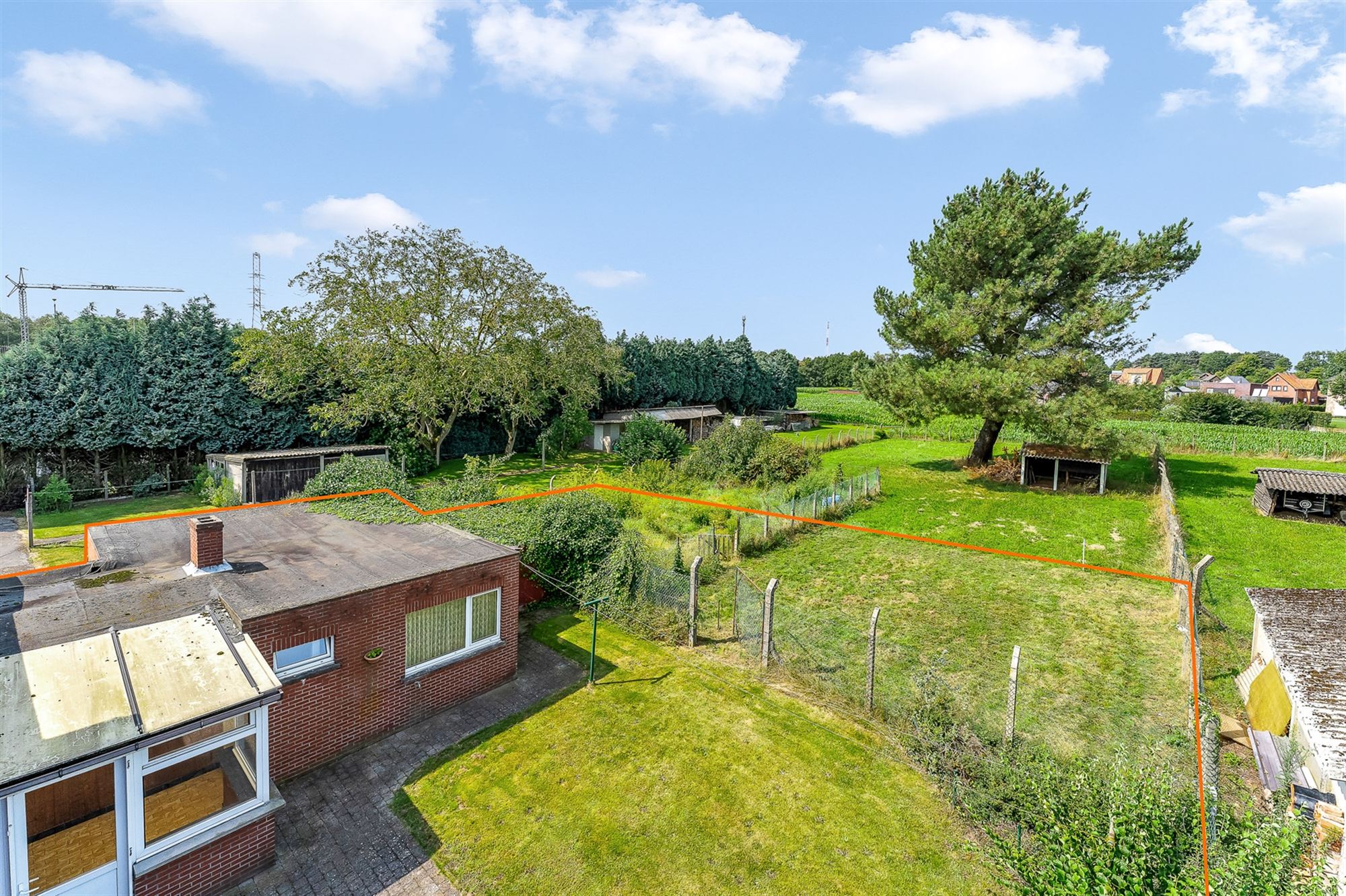 RUIME WONING MET 5 SLAAPKAMERS OP CENTRAAL GELEGEN PERCEEL VAN 9A60CA foto 15