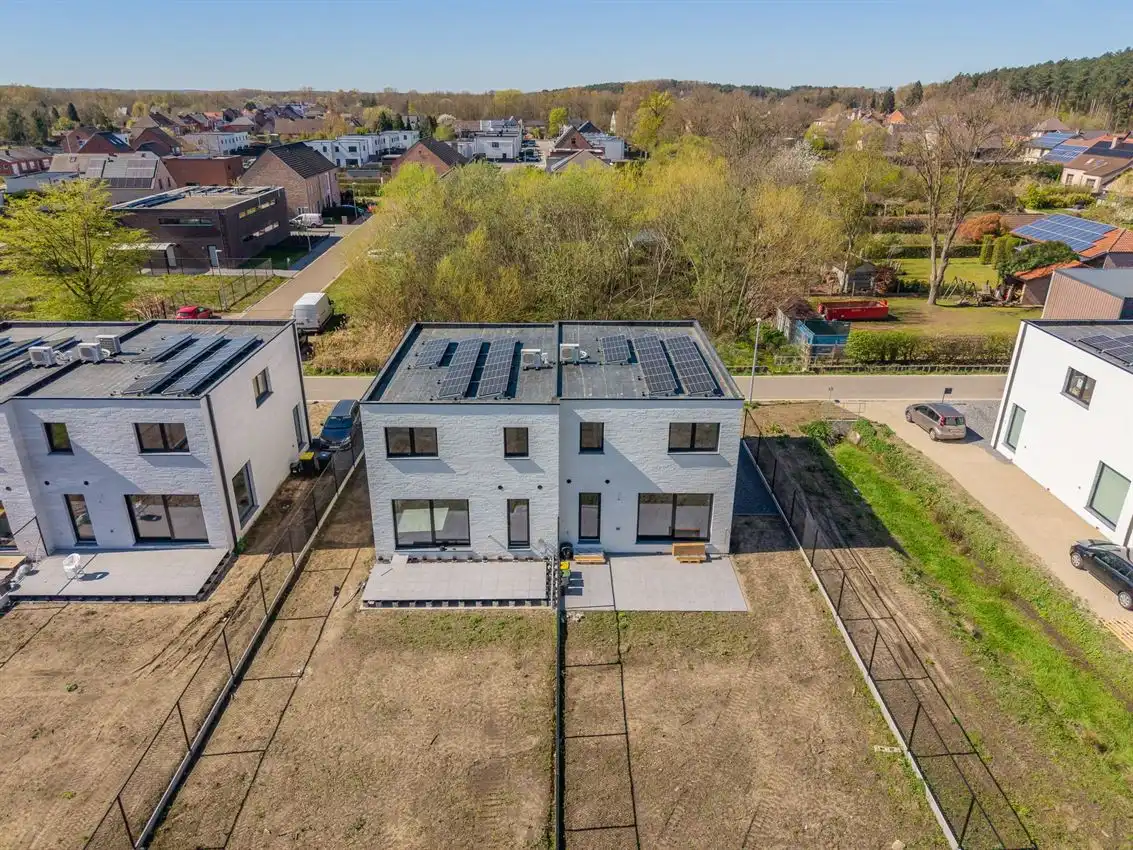 Instapklare nieuwbouwwoning met 3 slk foto 35