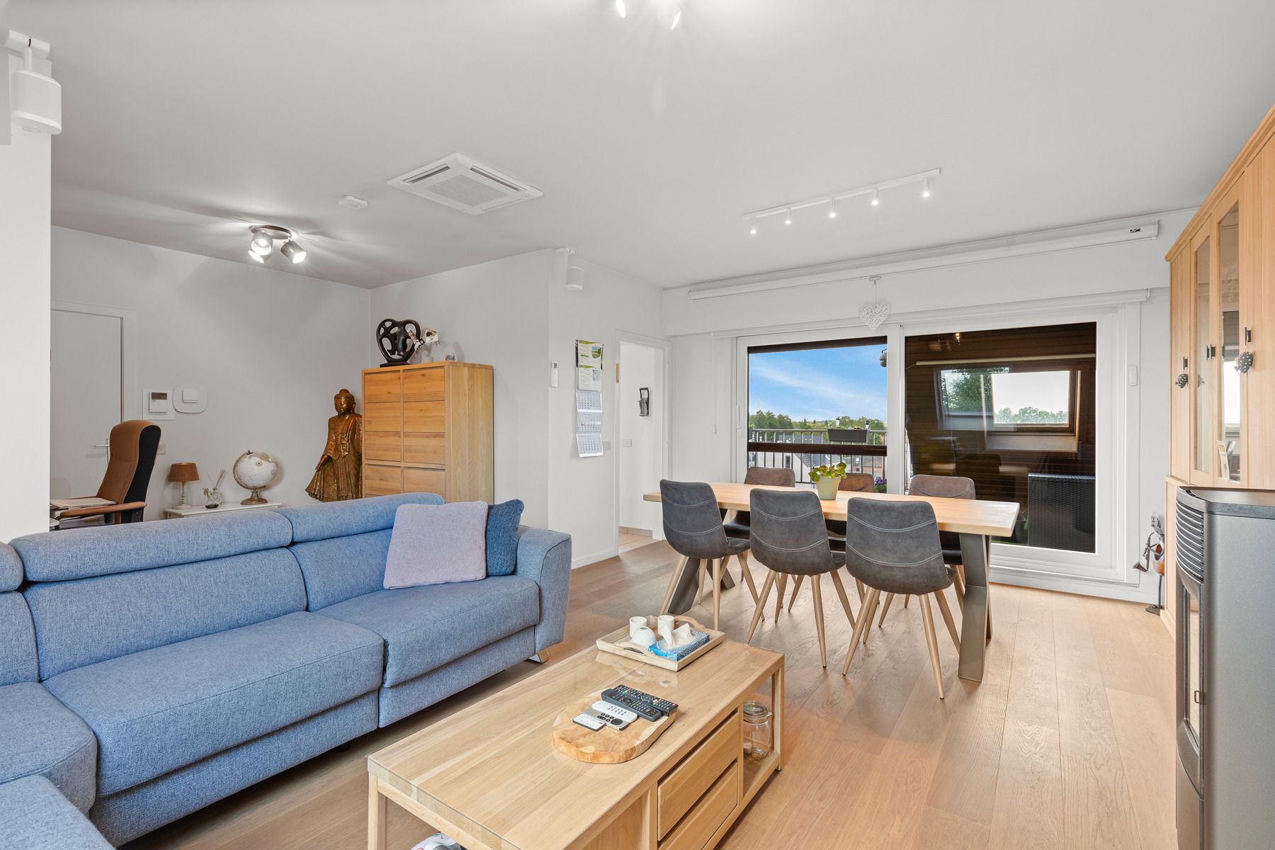 Energiezuinige loft met zonnig terras (35 m²) in het centrum foto {{pictureIndex}}