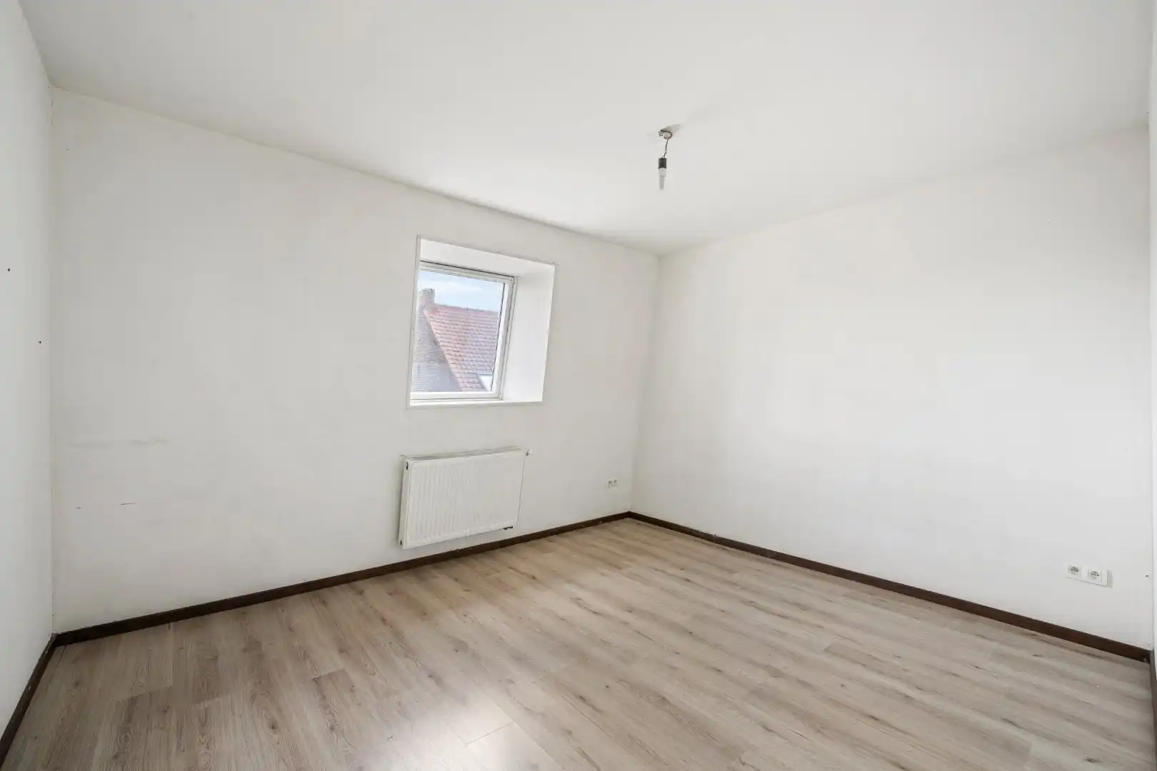 Instapklare woning met 3 slaapkamers in het centrum van Menen foto 12