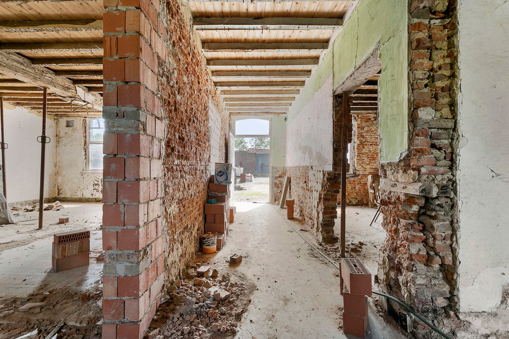 Unieke hoeve op een prachtige locatie in het Pajottenland foto 13